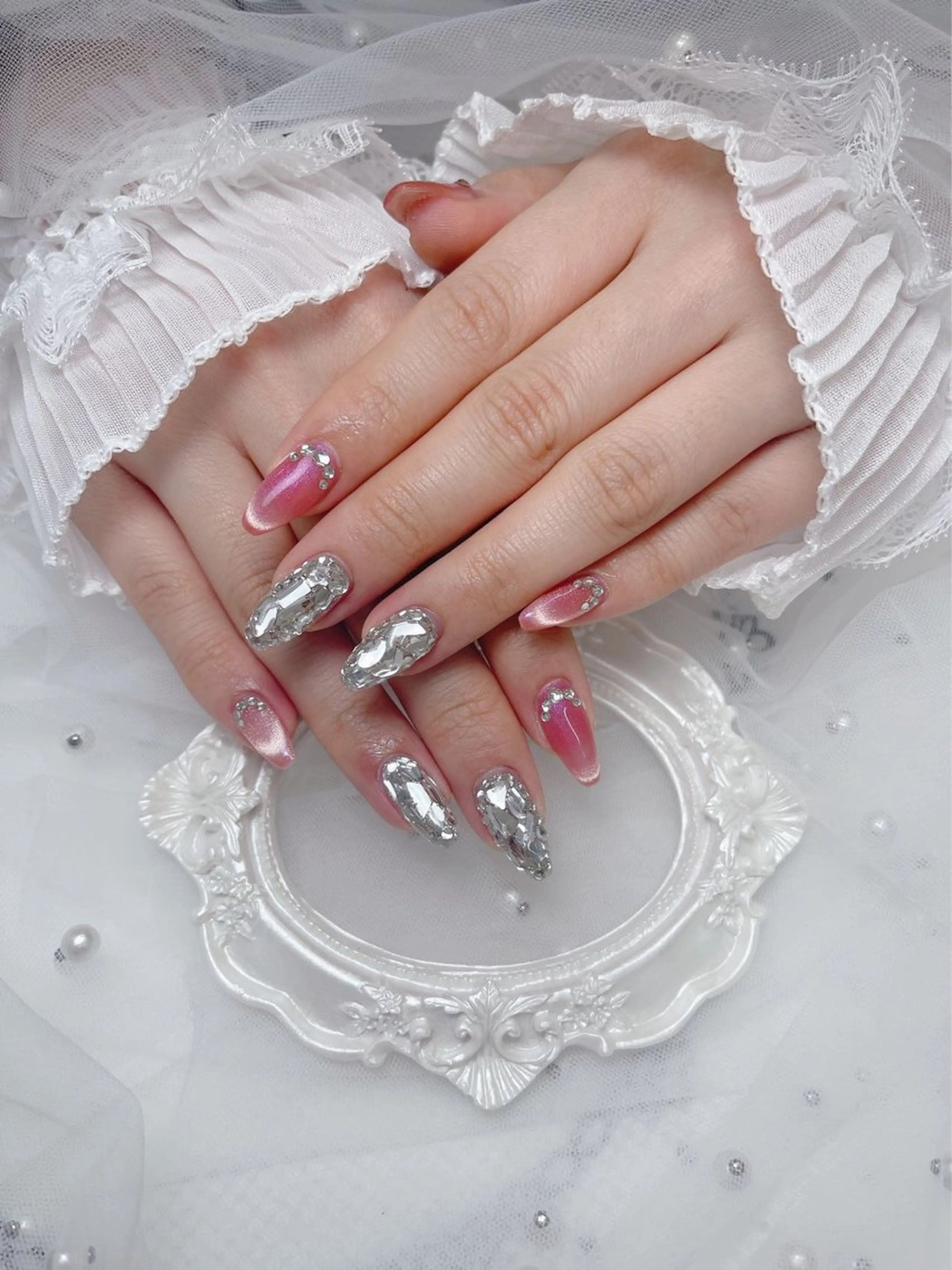 パーマ Miouミオン ネイルサロンのネイルデザイン