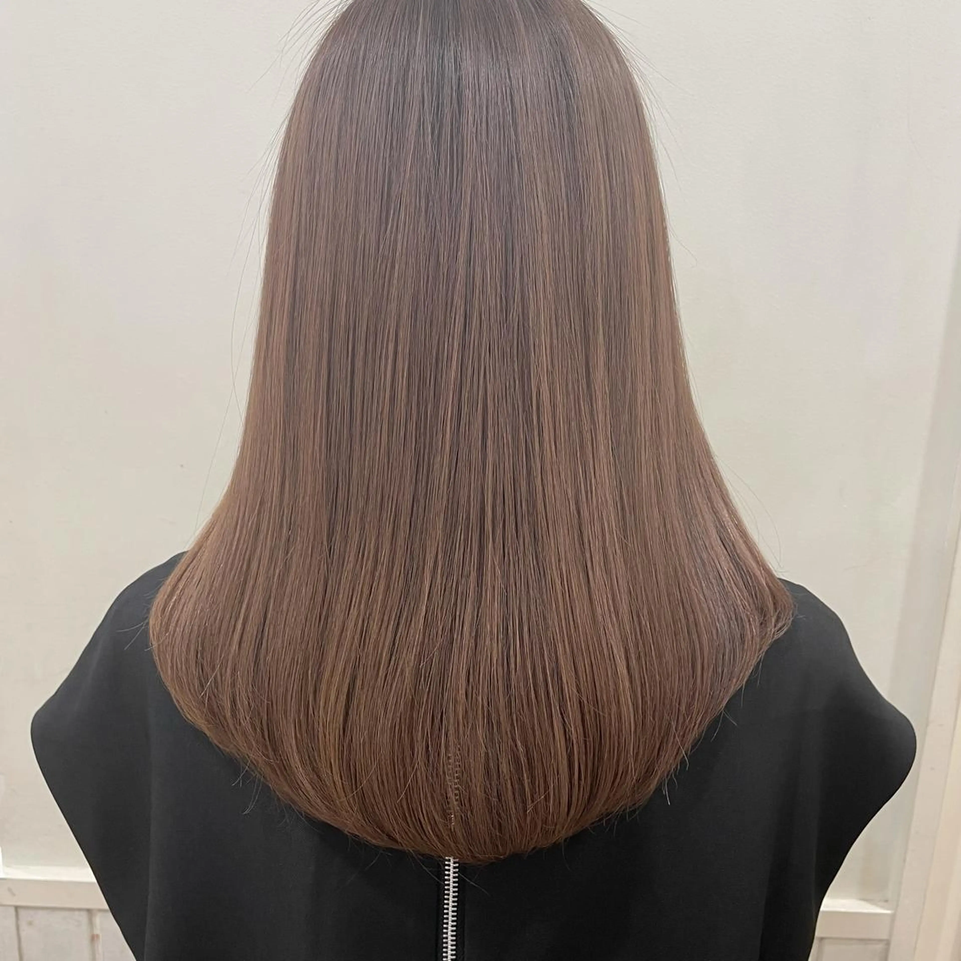 セミロング トリートメント clan .のヘアスタイル