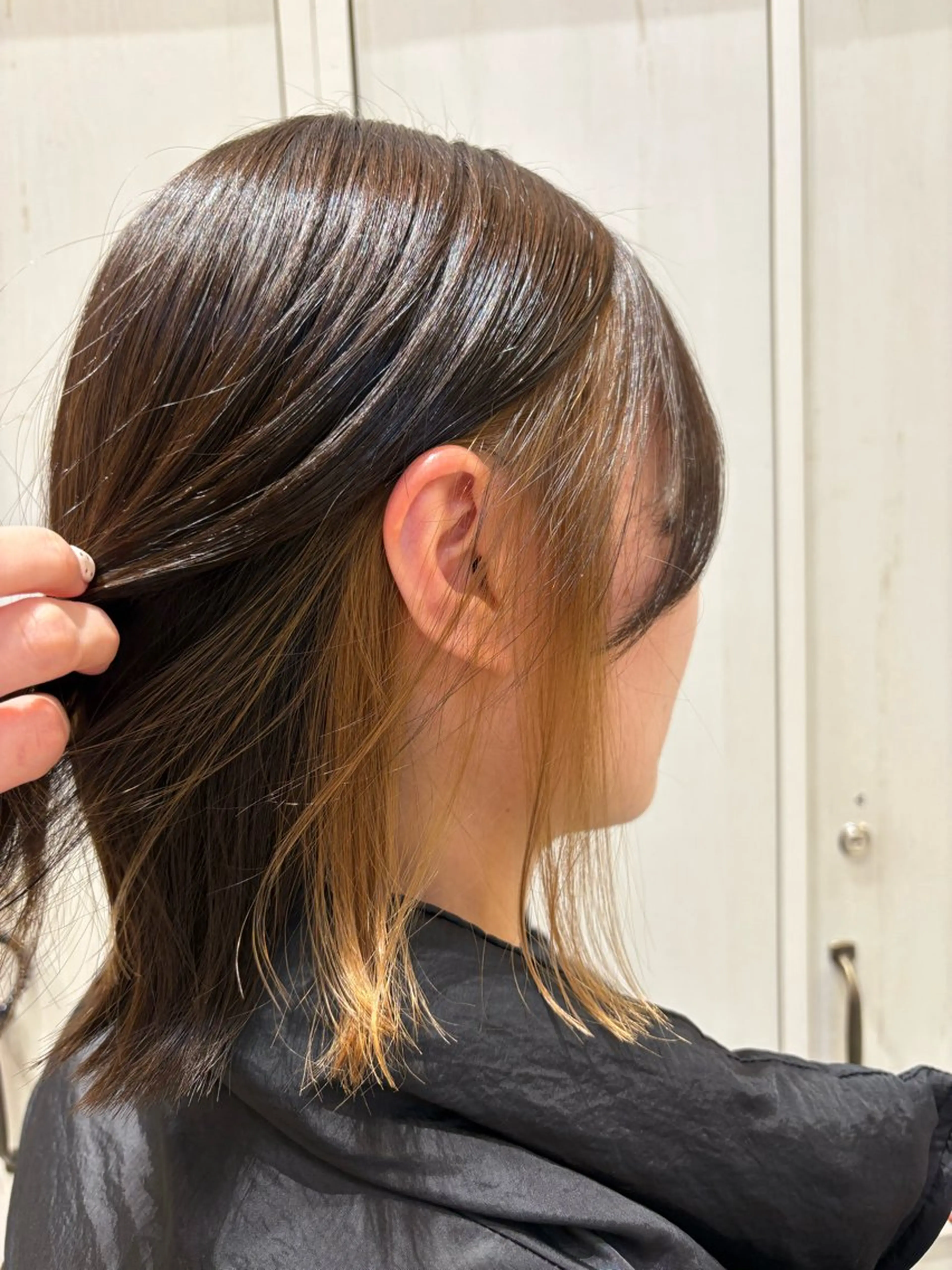 カラー ベージュカラー イヤリングカラー つちだ ゆうひ / 暗髪カラー⟡.·のヘアスタイル