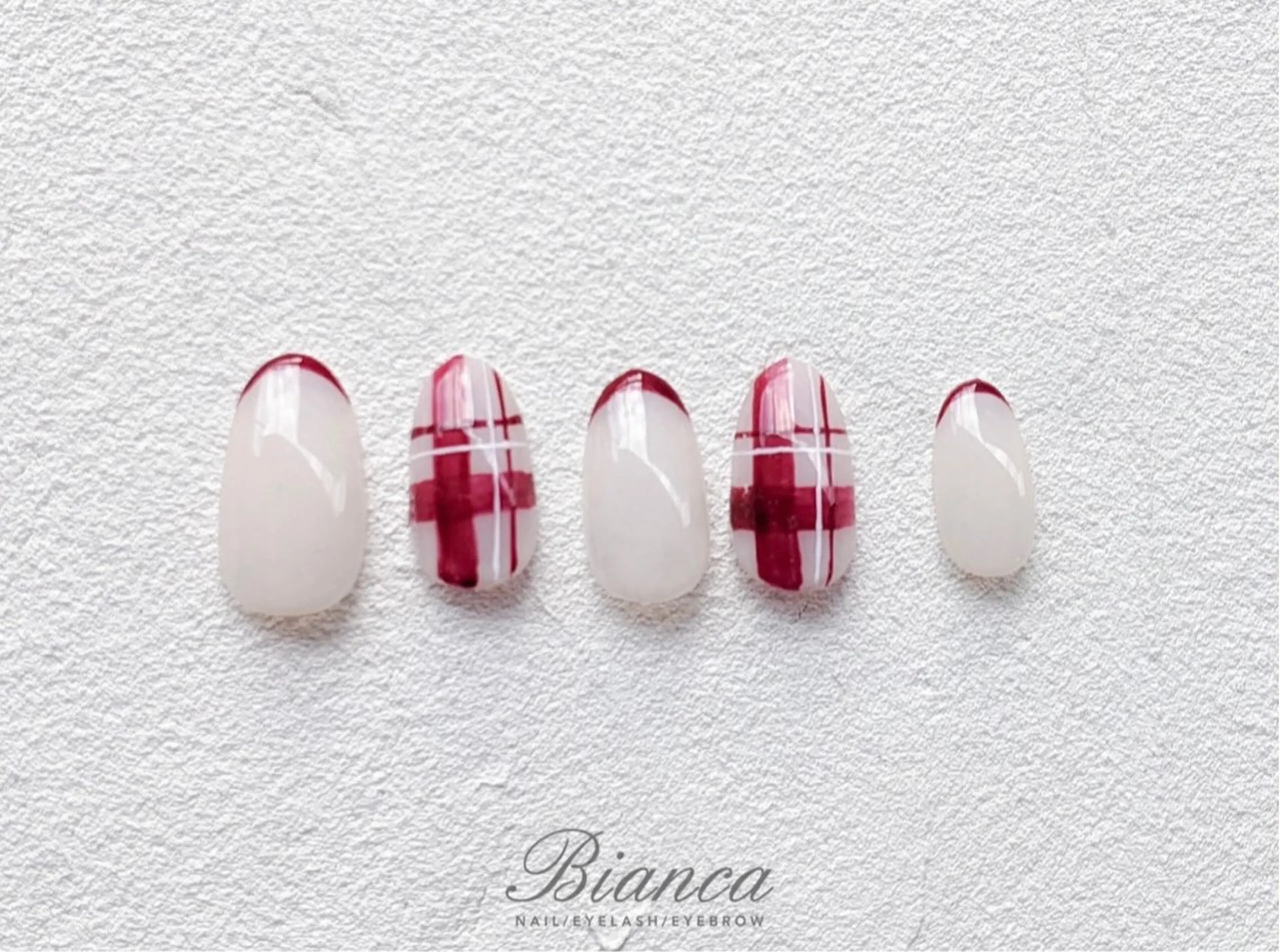 ネイル Bianca 渡邉🫧のネイルデザイン