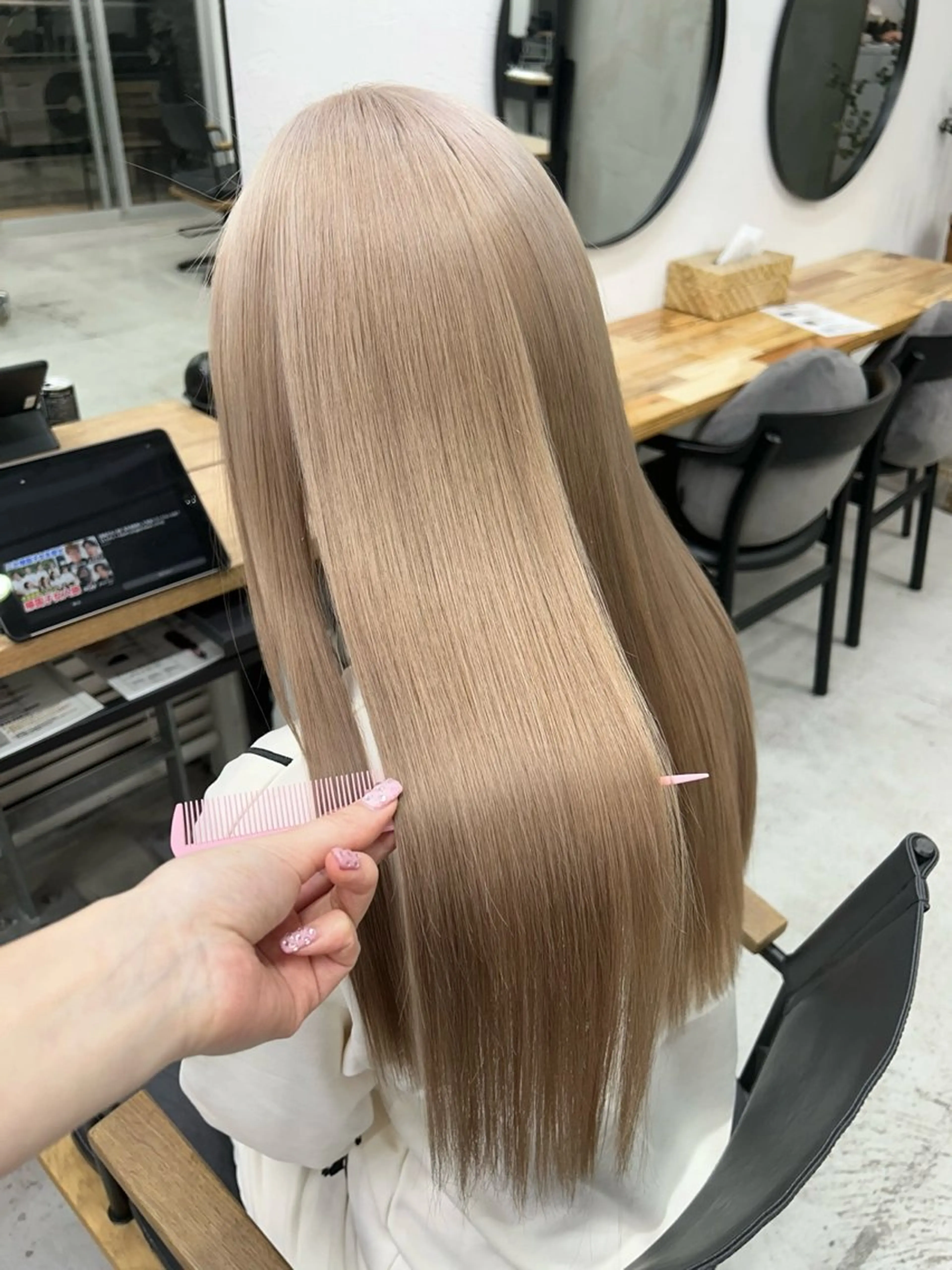 ロング カラー ヘアカラー トリートメント 韓国/ハイトーン/ ボブ🎀MIKU🎀のヘアスタイル