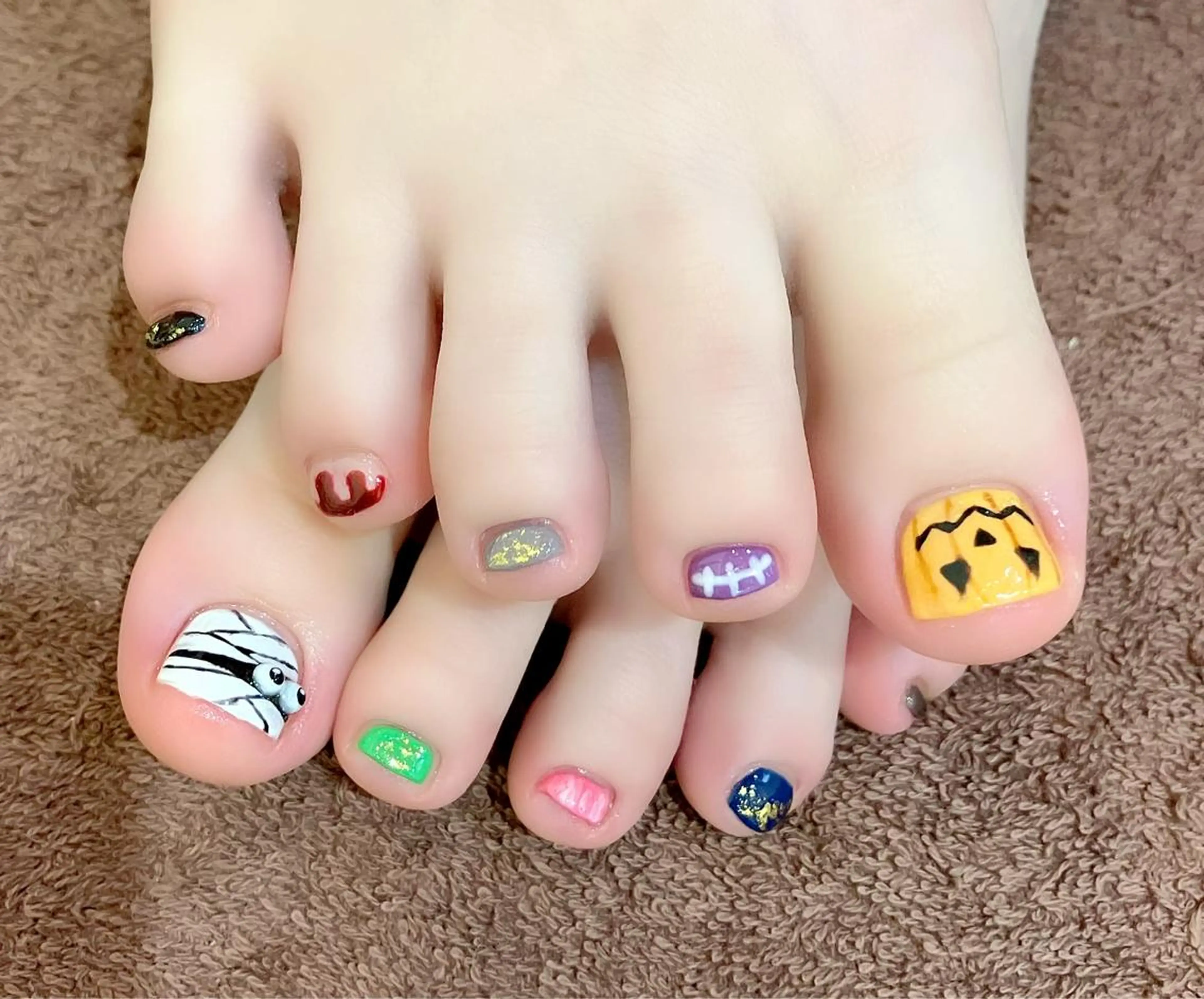 ネイル 🍒当日もOK🍒 𝑳𝑼𝑵𝑨花井のネイルデザイン