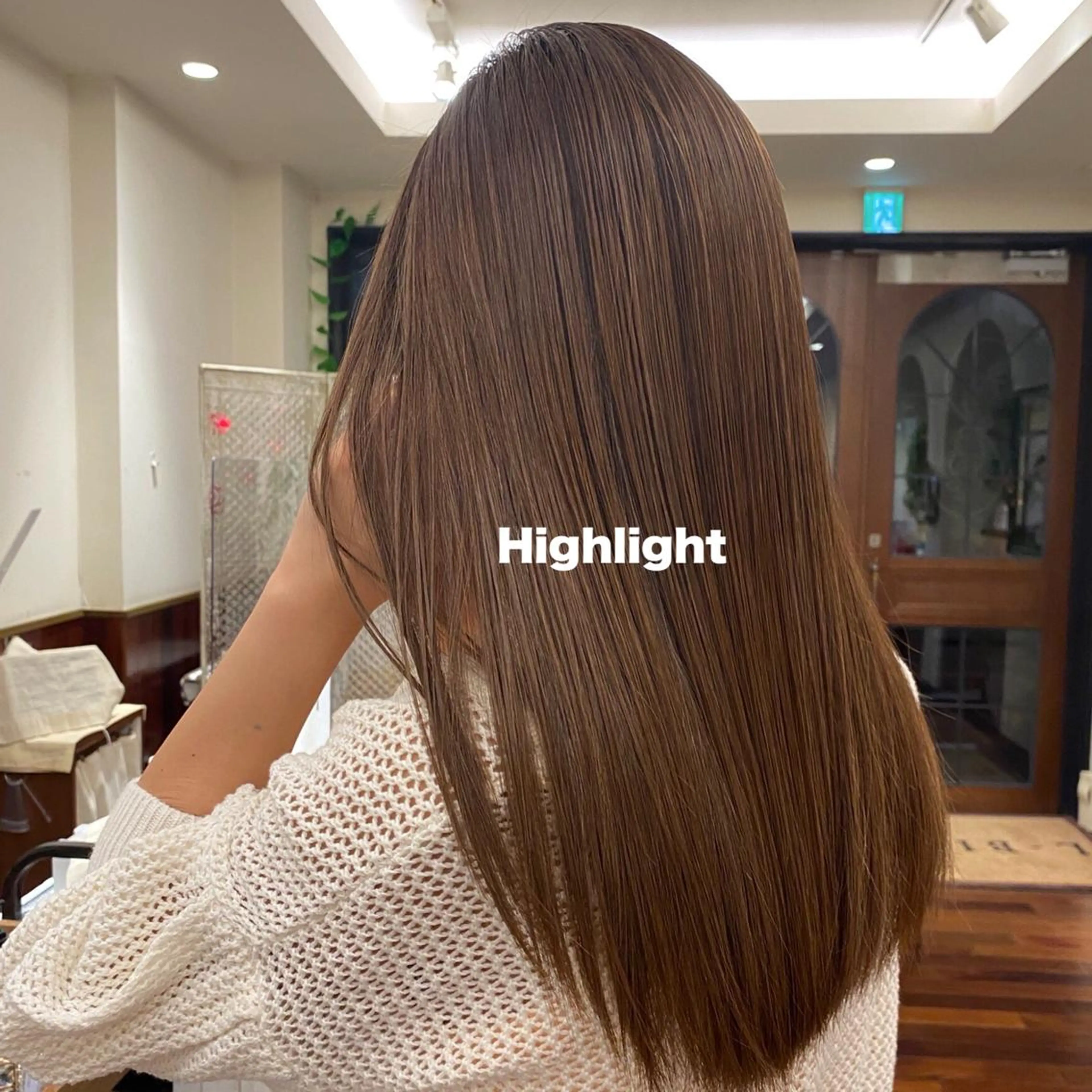 セミロング ハイライト A. Seoのヘアスタイル