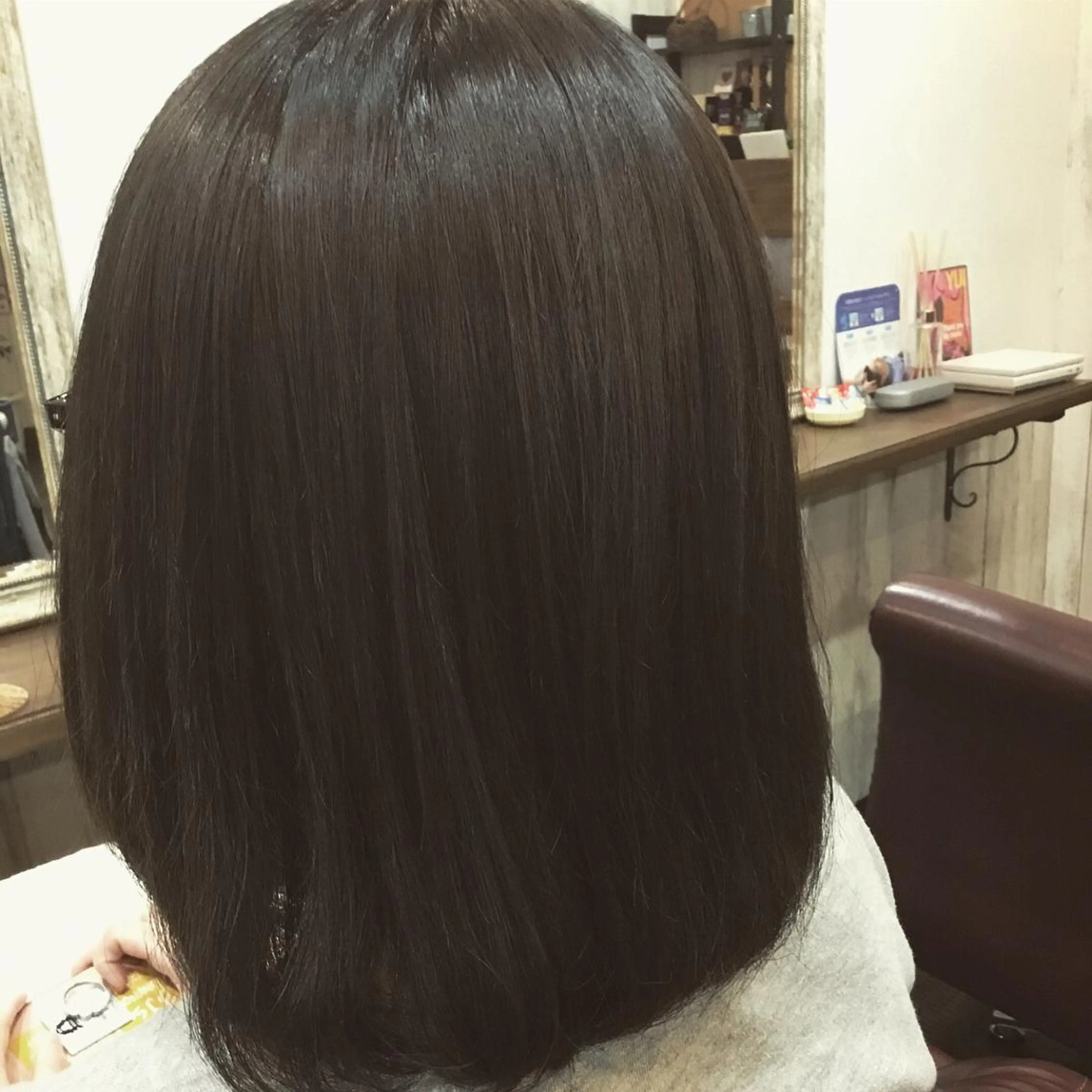 ミディアム カラー 金崎 新吾のヘアスタイル