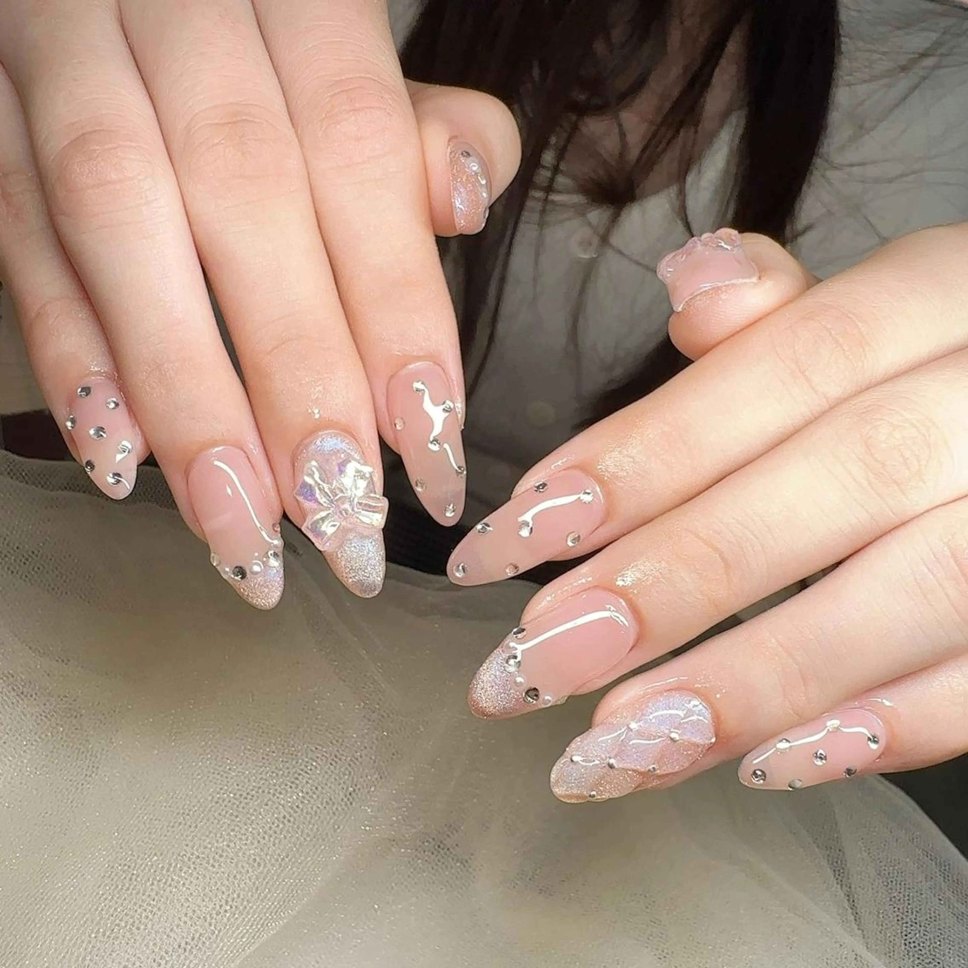 ネイル アートネイル 長さ出し ネイルチップ Queens momoのネイルデザイン