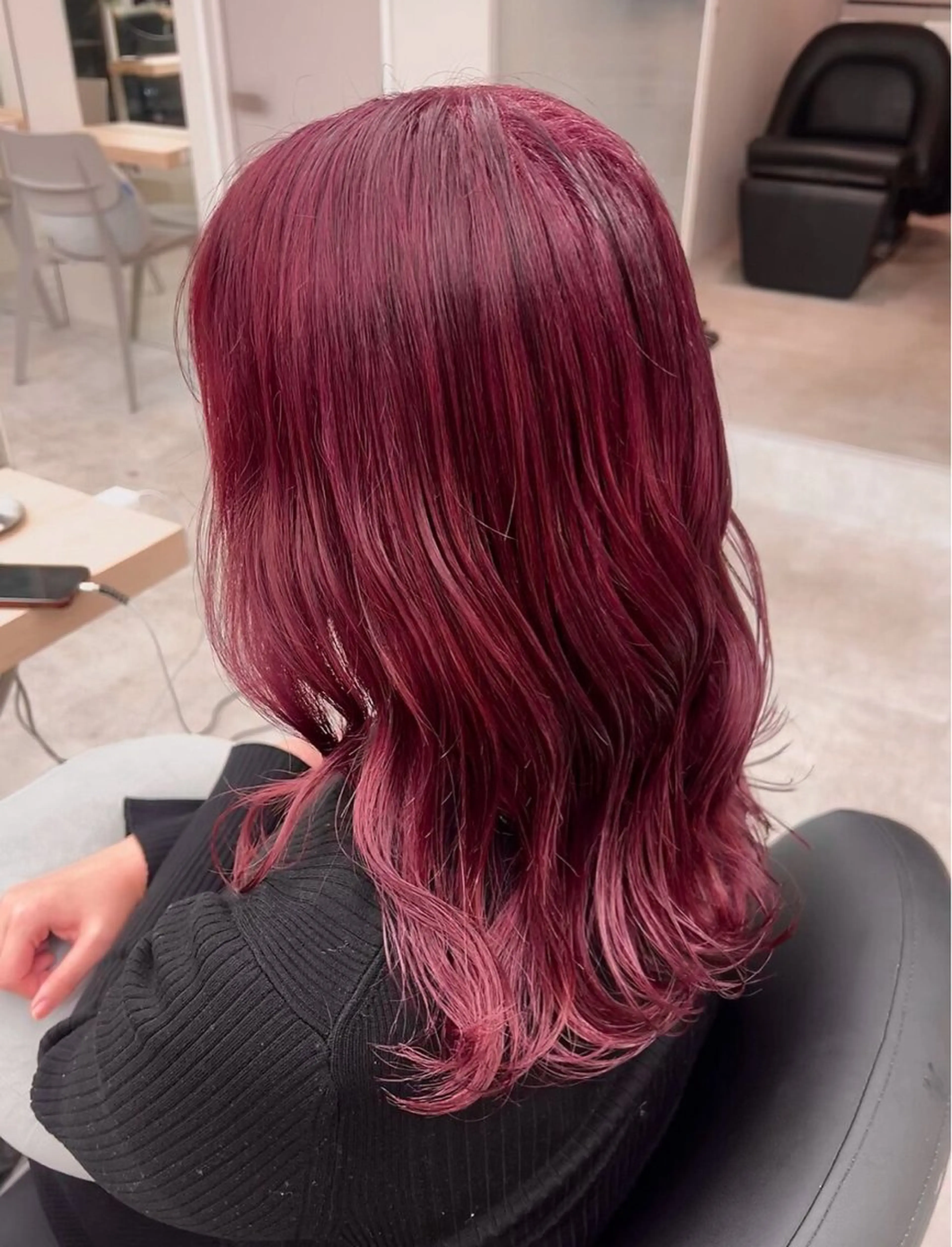 セミロング MINA / 韓国 🇰🇷ハイトーンのヘアスタイル