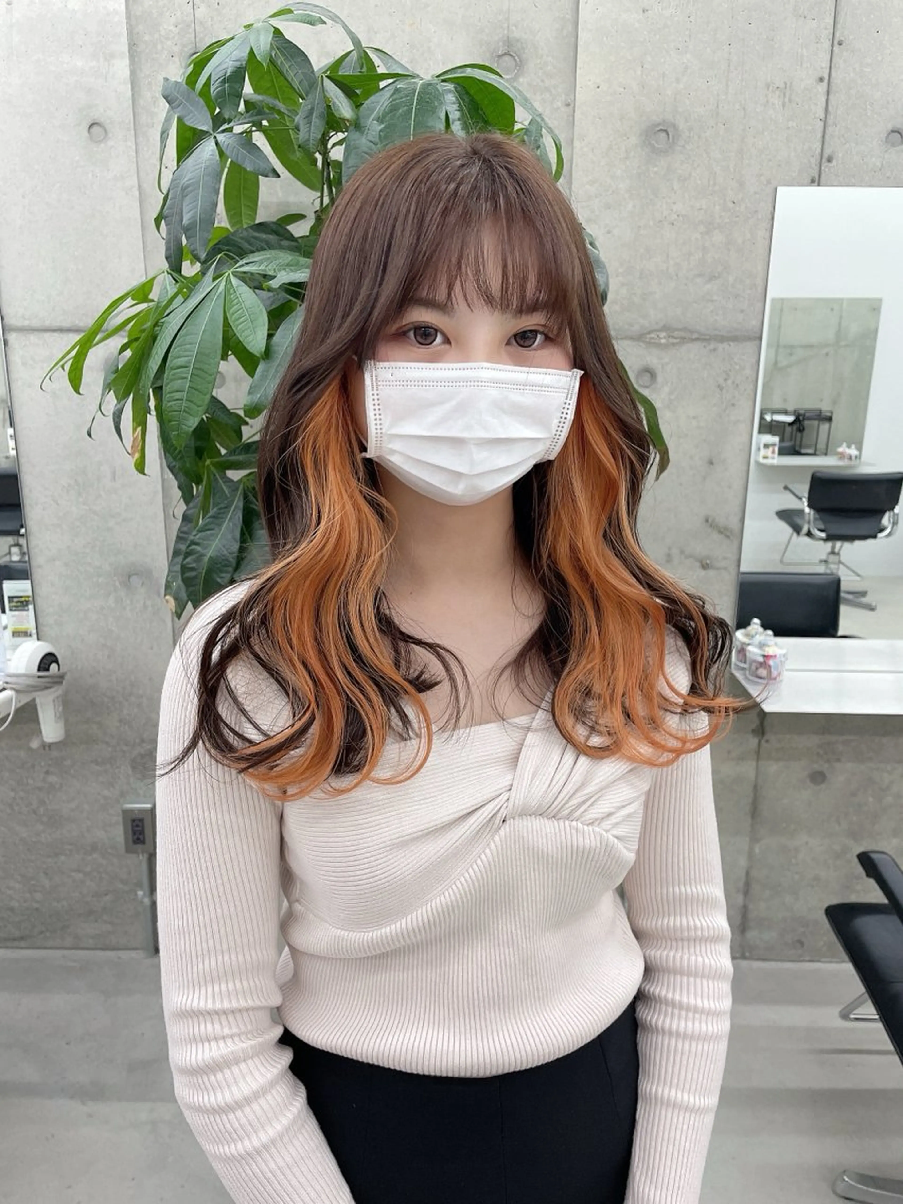 セミロング 手島 カミラのヘアスタイル