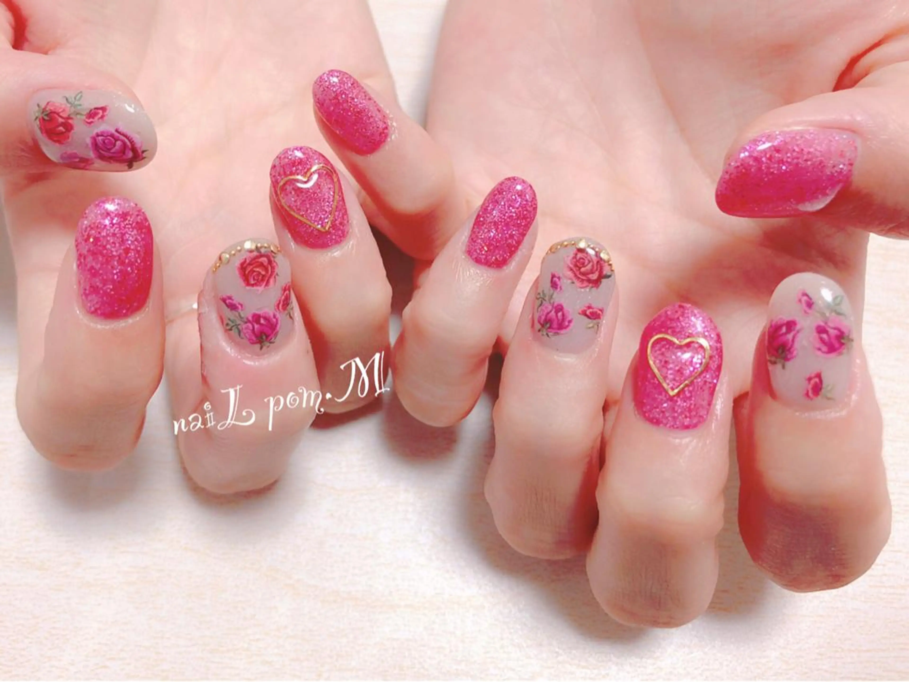 ネイル ラメ(グリッター) ピンク ハンドネイル ハンドケア naiL pom.M所属・naiL pom.Mのネイルデザイン