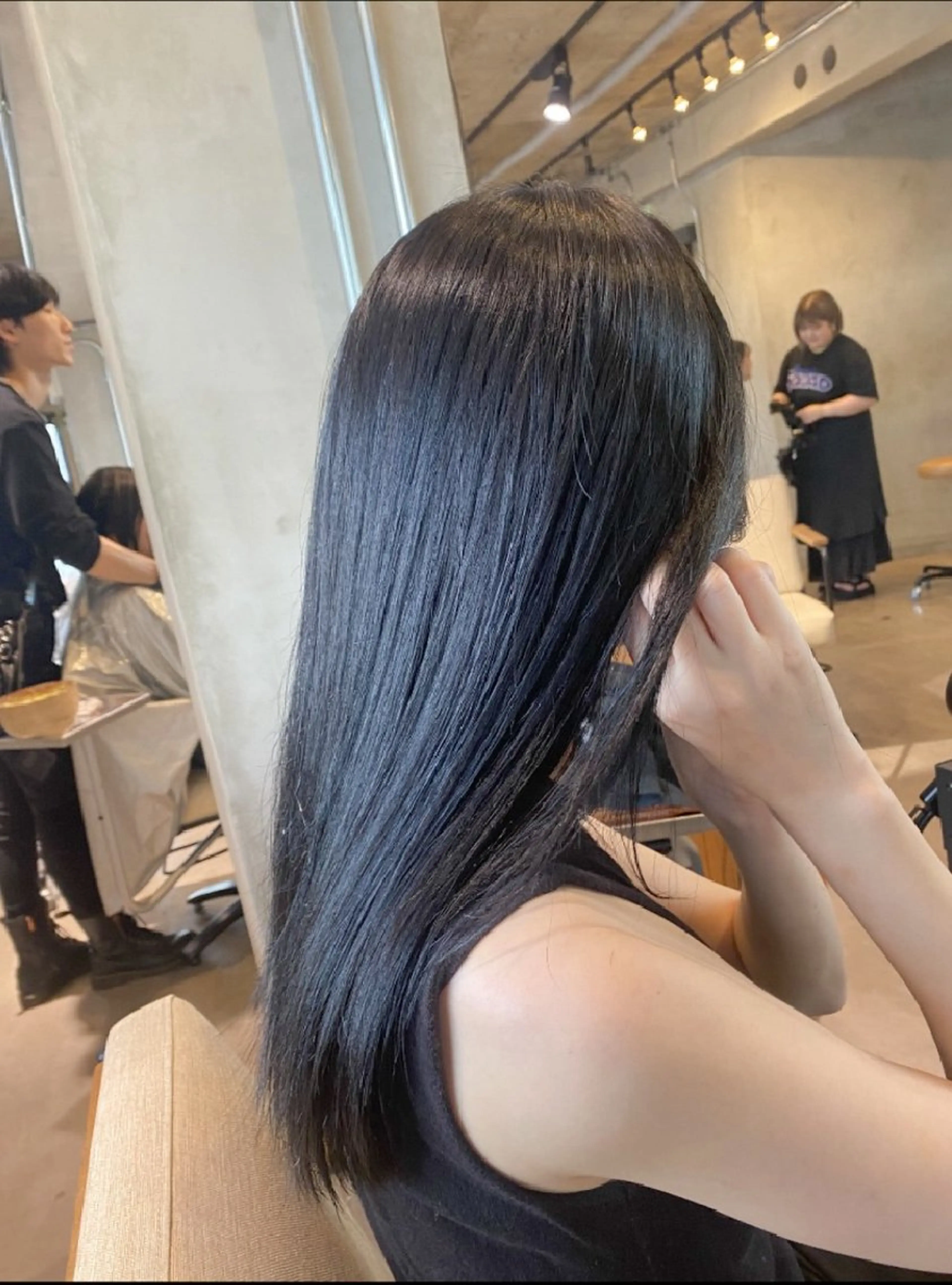 ロング カラー カット ヘアカラー トリートメント ♠️暗髪レイヤー♠️ 中山唯斗のヘアスタイル