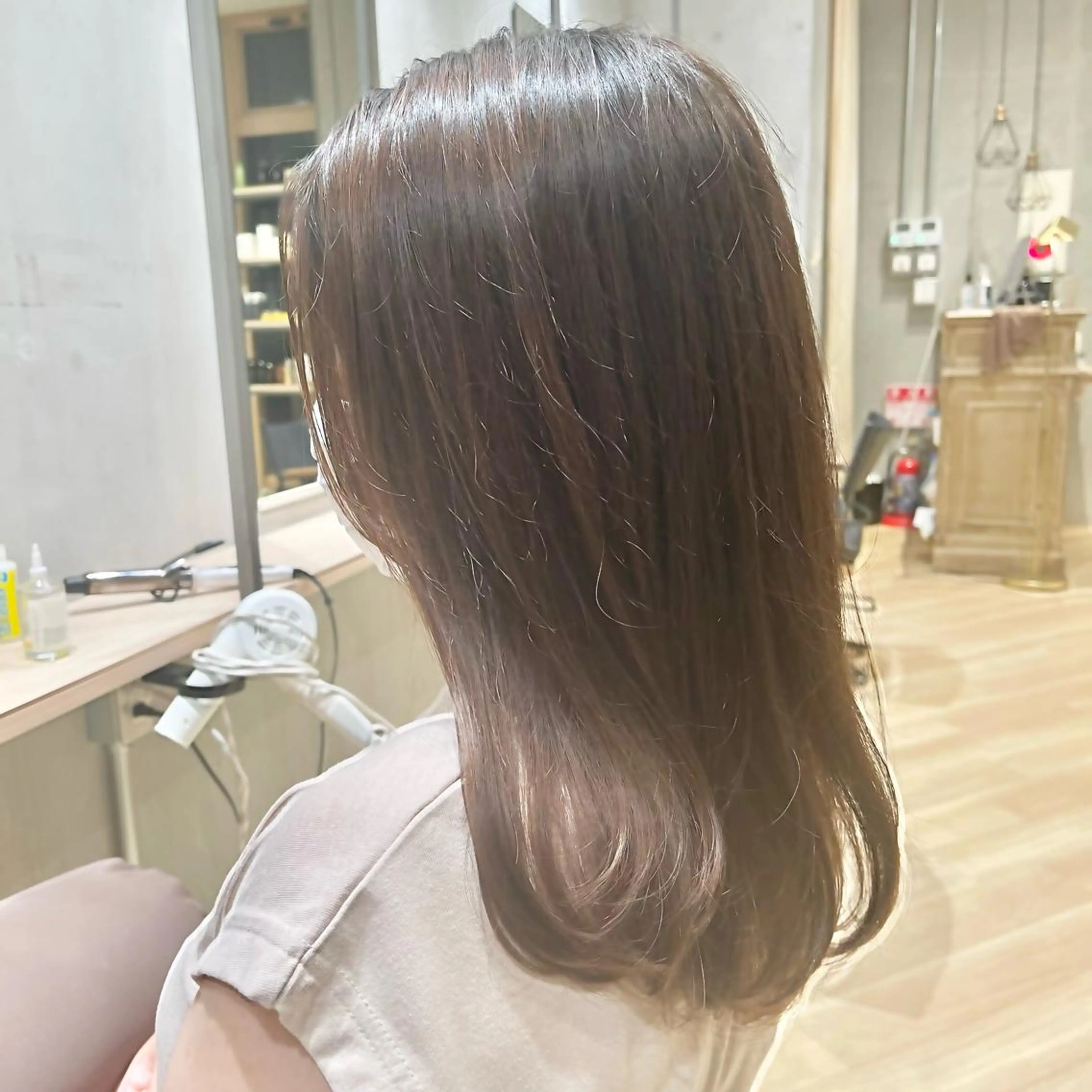ロング カラー ヘアアレンジ 高井瑠華🌼 ストカールカット特化のヘアスタイル