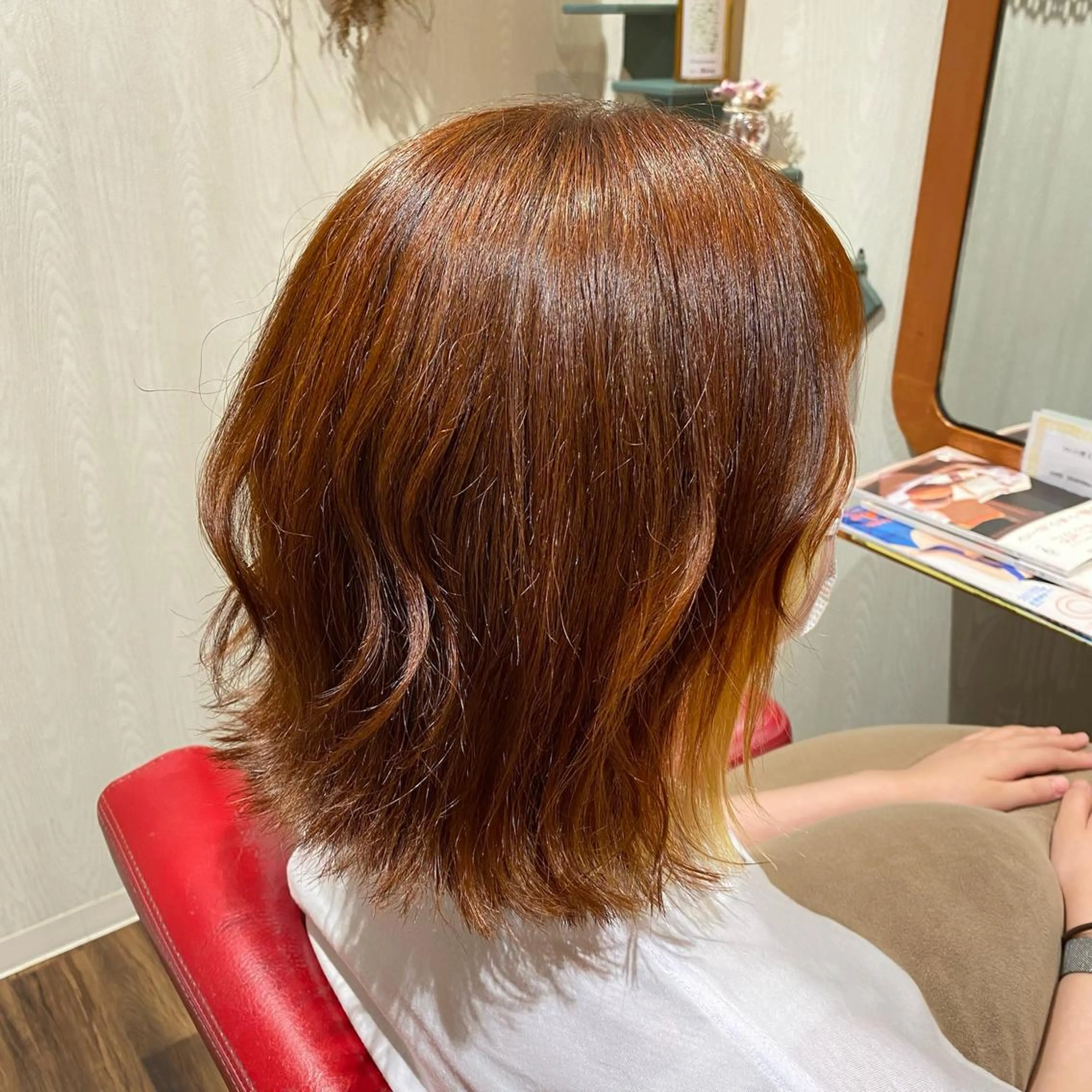 カラー ブリーチ 木宮 美緒のヘアスタイル