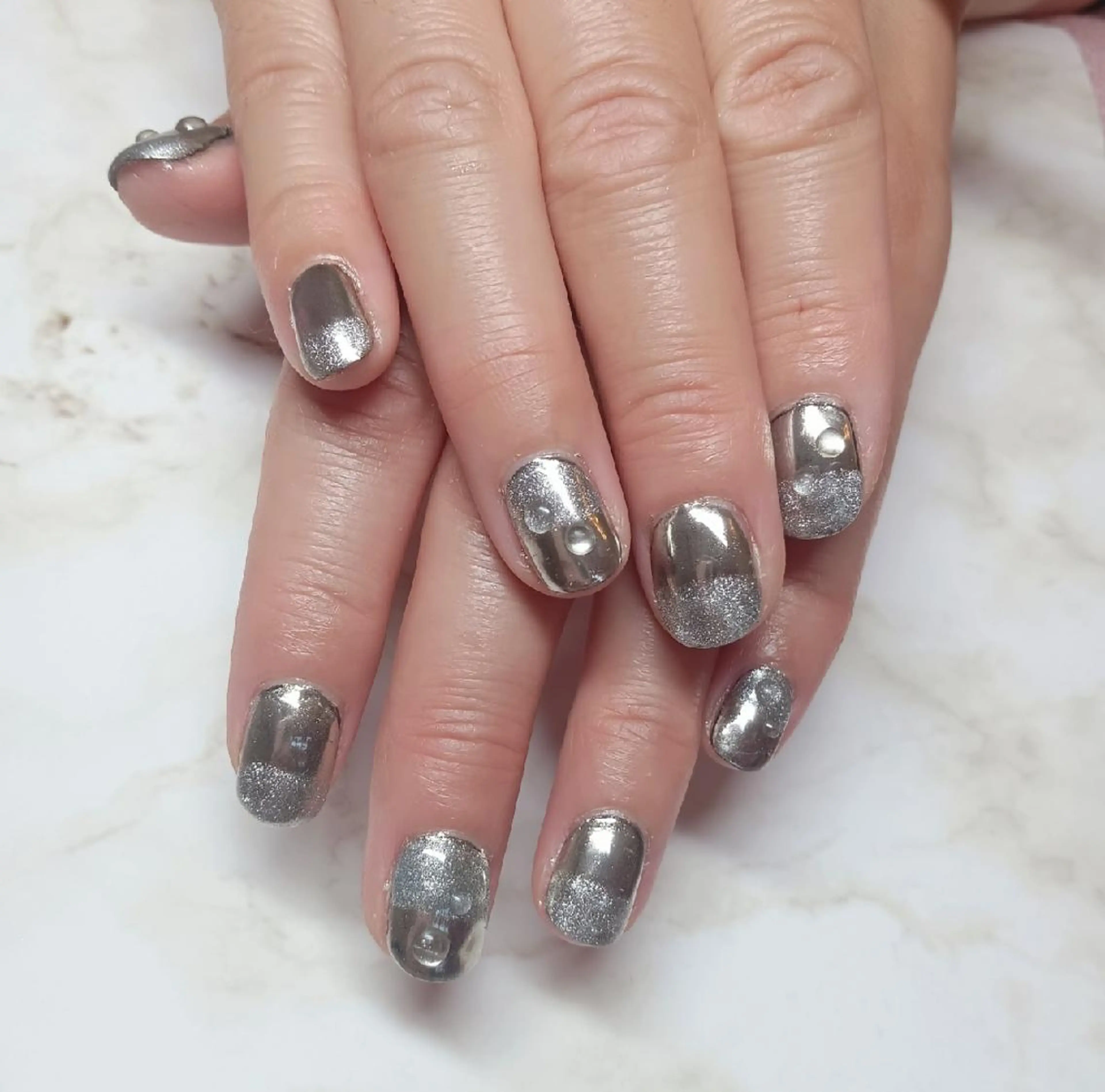 ネイル マグネットネイル ミラーネイル ハンドネイル Nail Salon macherieのネイルデザイン