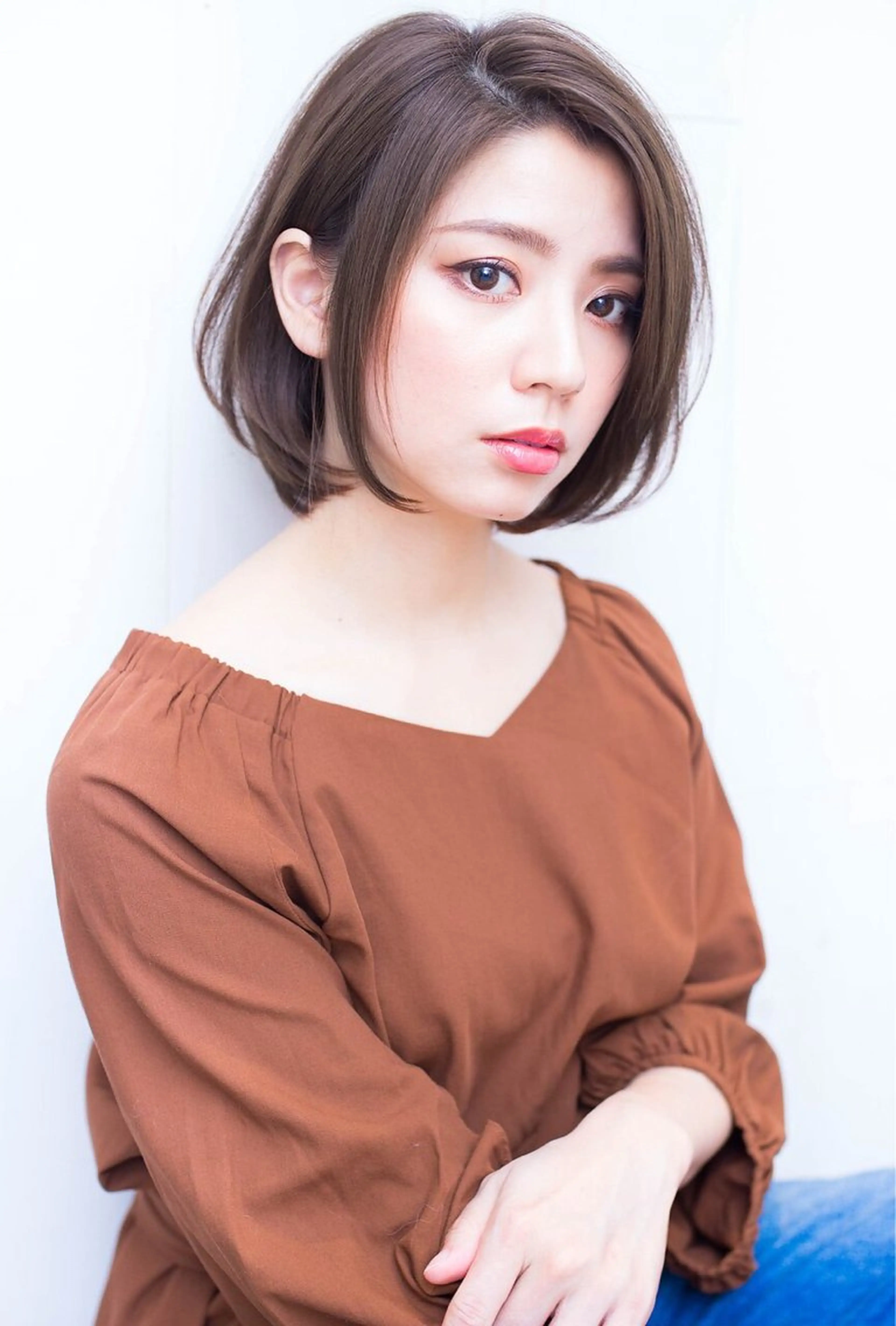 ショート カラー 長尾 桃佳のヘアスタイル