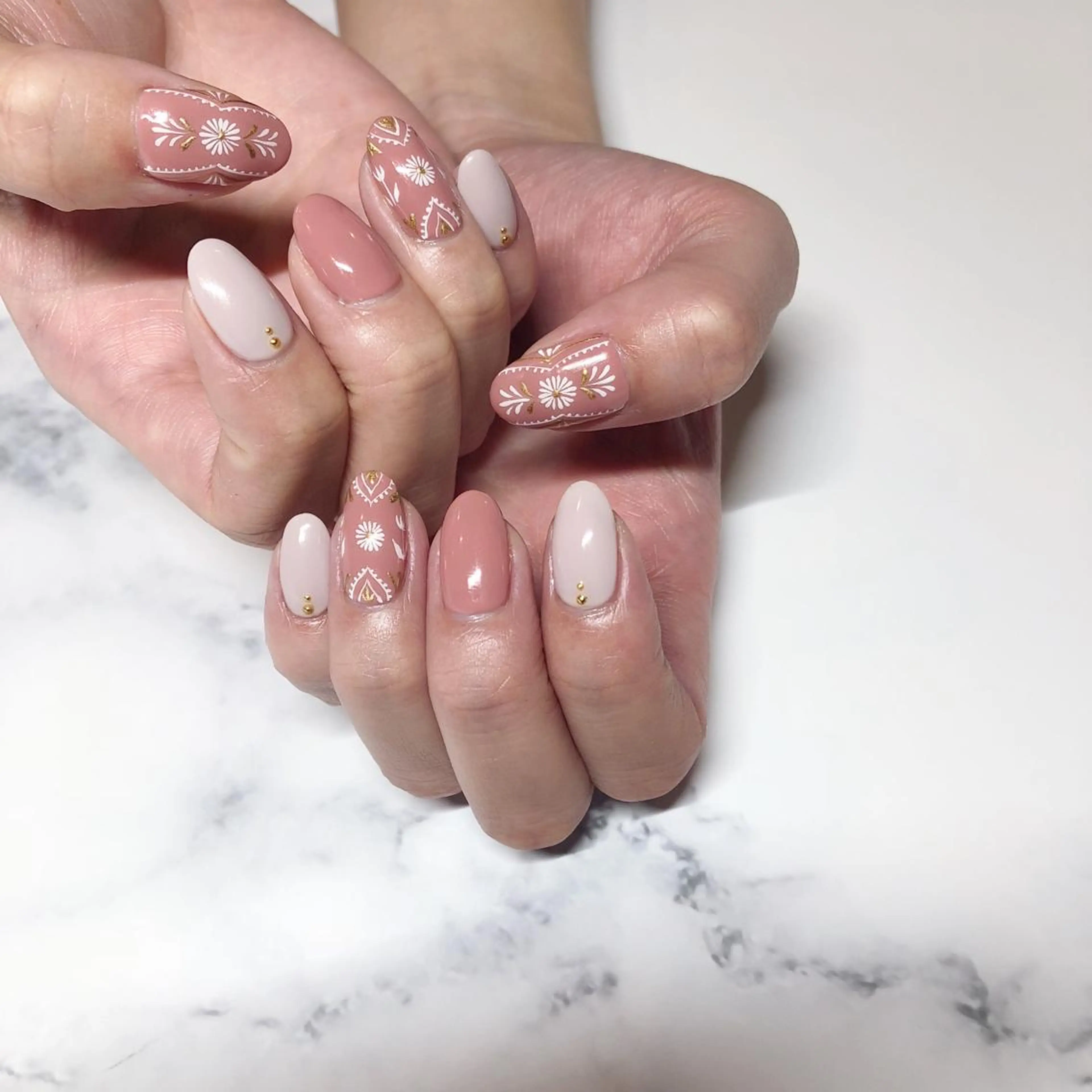 ネイル ハンドネイル 🌞💜 KAORI 🌴のネイルデザイン