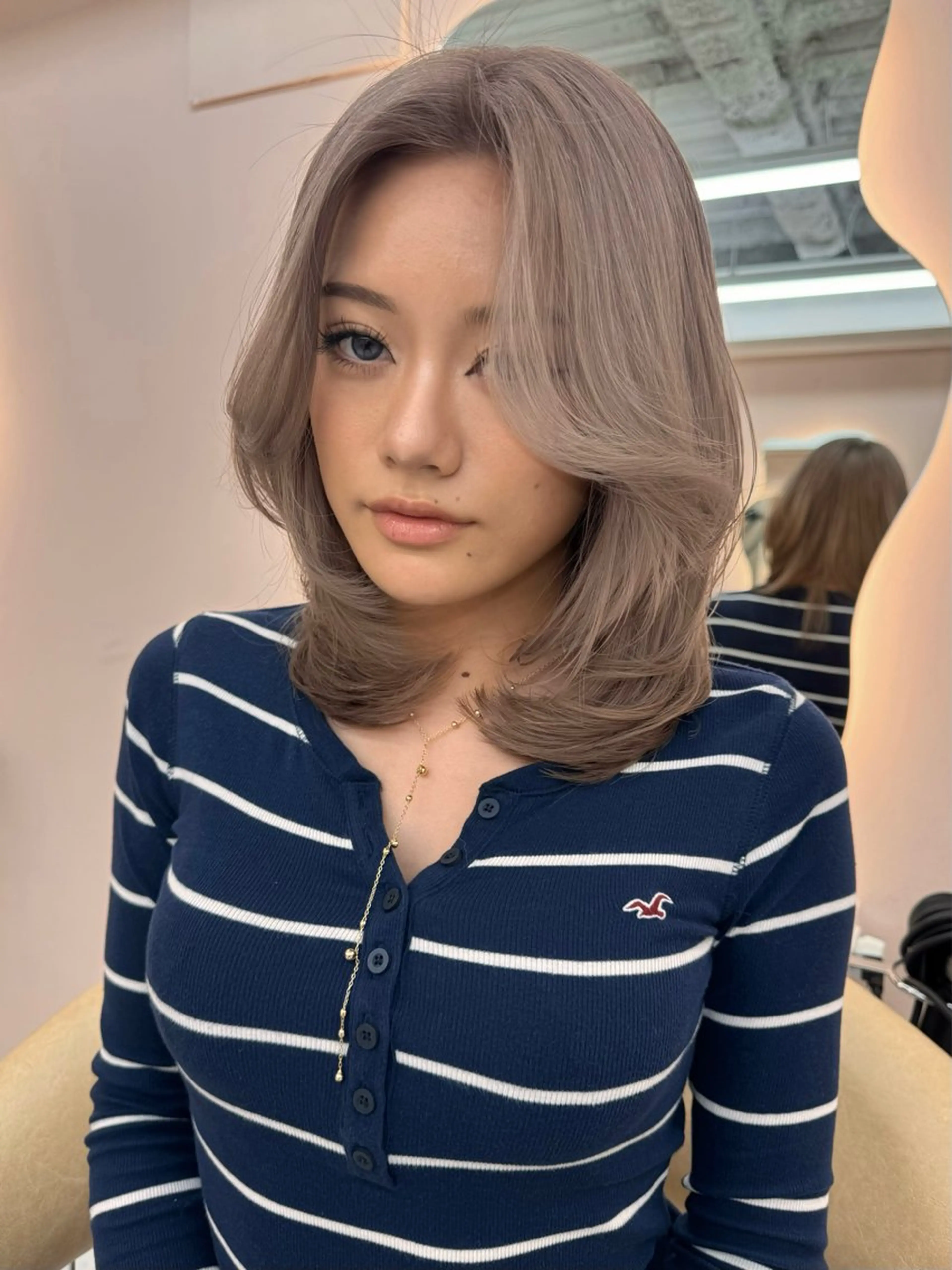 セミロング ヘアカラー SHINO 渋谷/海外ヘア✨️のヘアスタイル