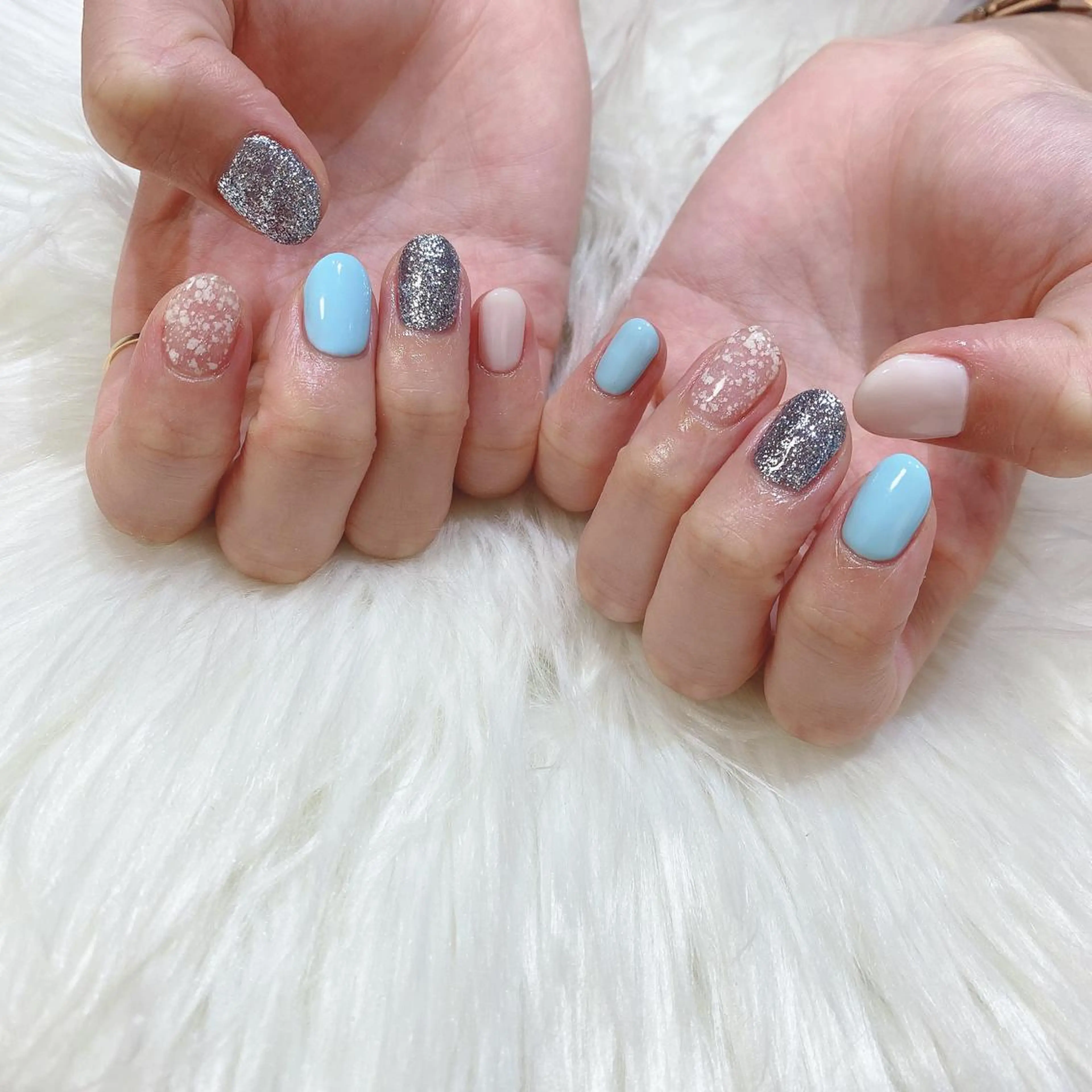 ネイル ハンドネイル 西岡 杏のネイルデザイン