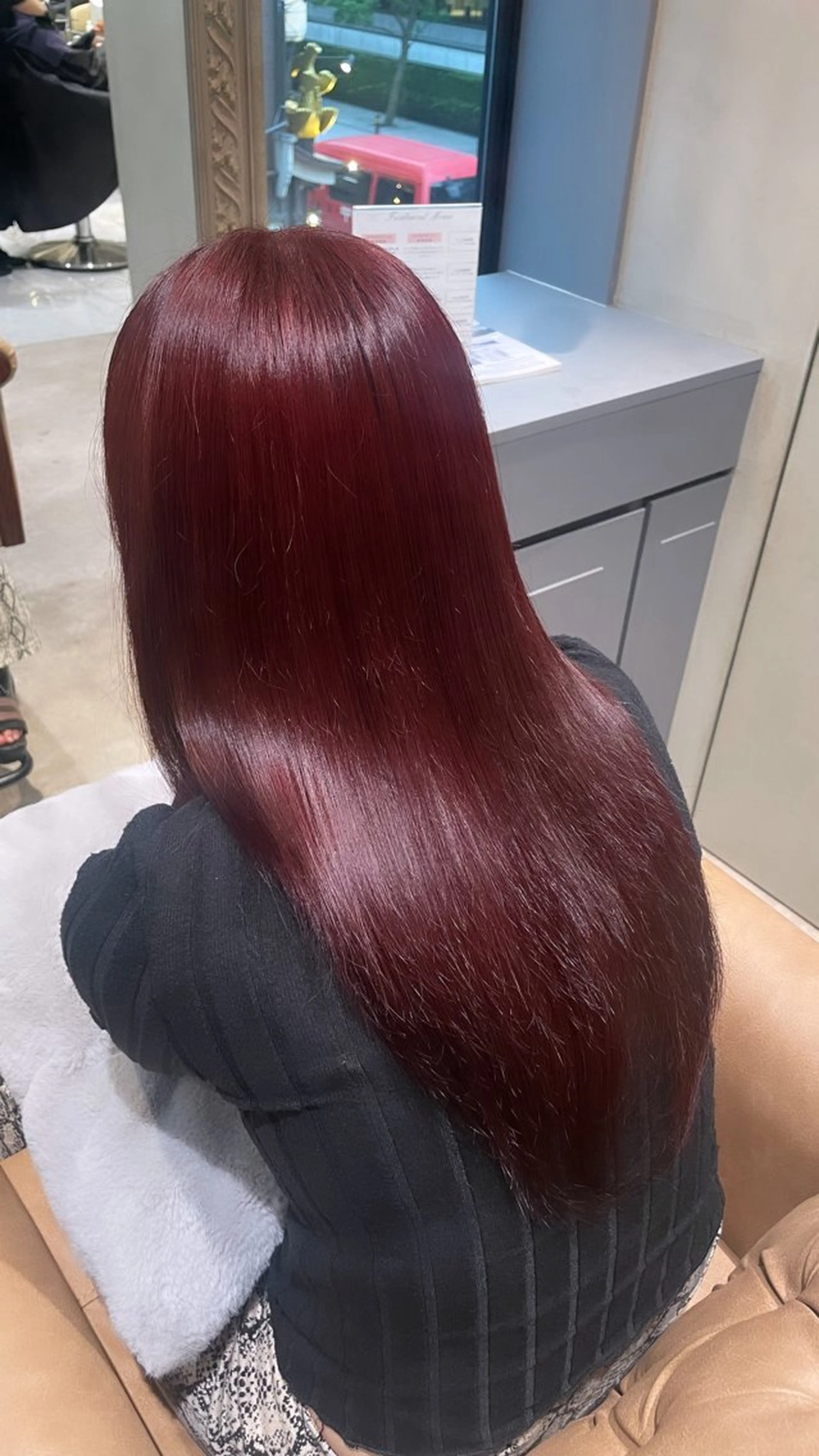 カラー ゆらんちょ/ブリーチ 無w/縮毛矯正/暖色のヘアスタイル