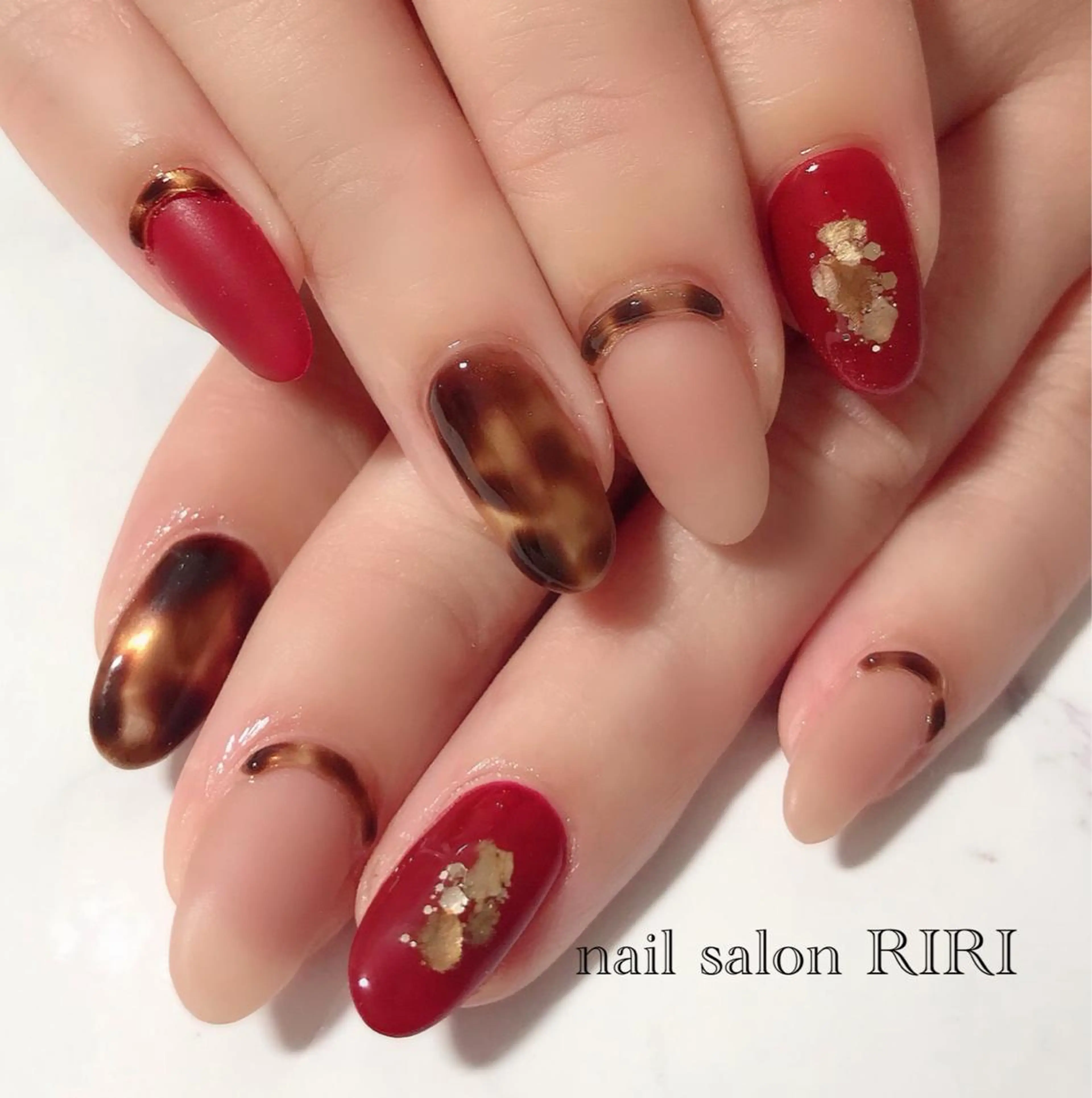 ネイル べっ甲ネイル private  nail  salon RIRI所属・RIRI リリのネイルデザイン