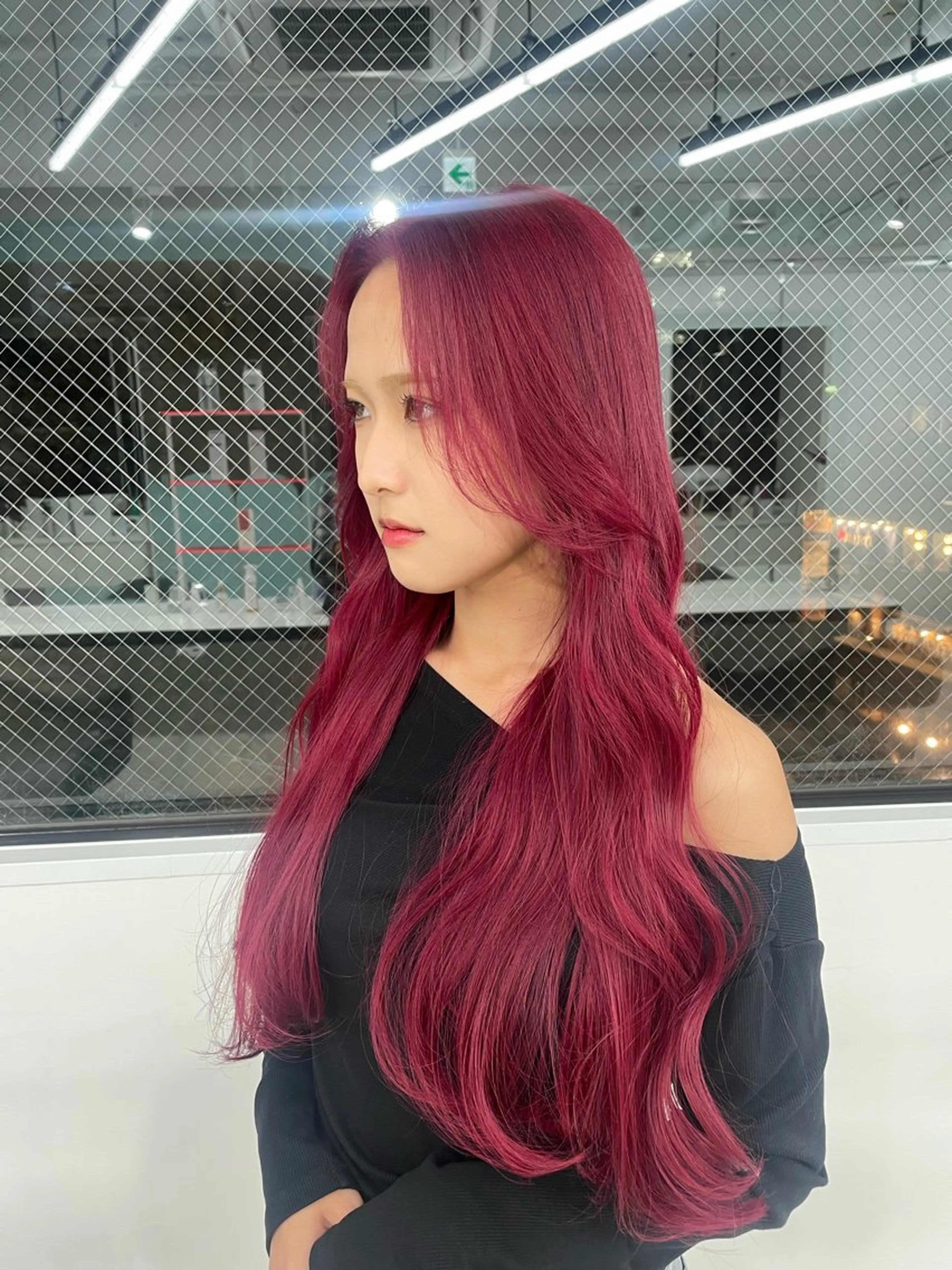 ロング カラー 履歴修正屋さん／ ブロンド／ホワイトのヘアスタイル