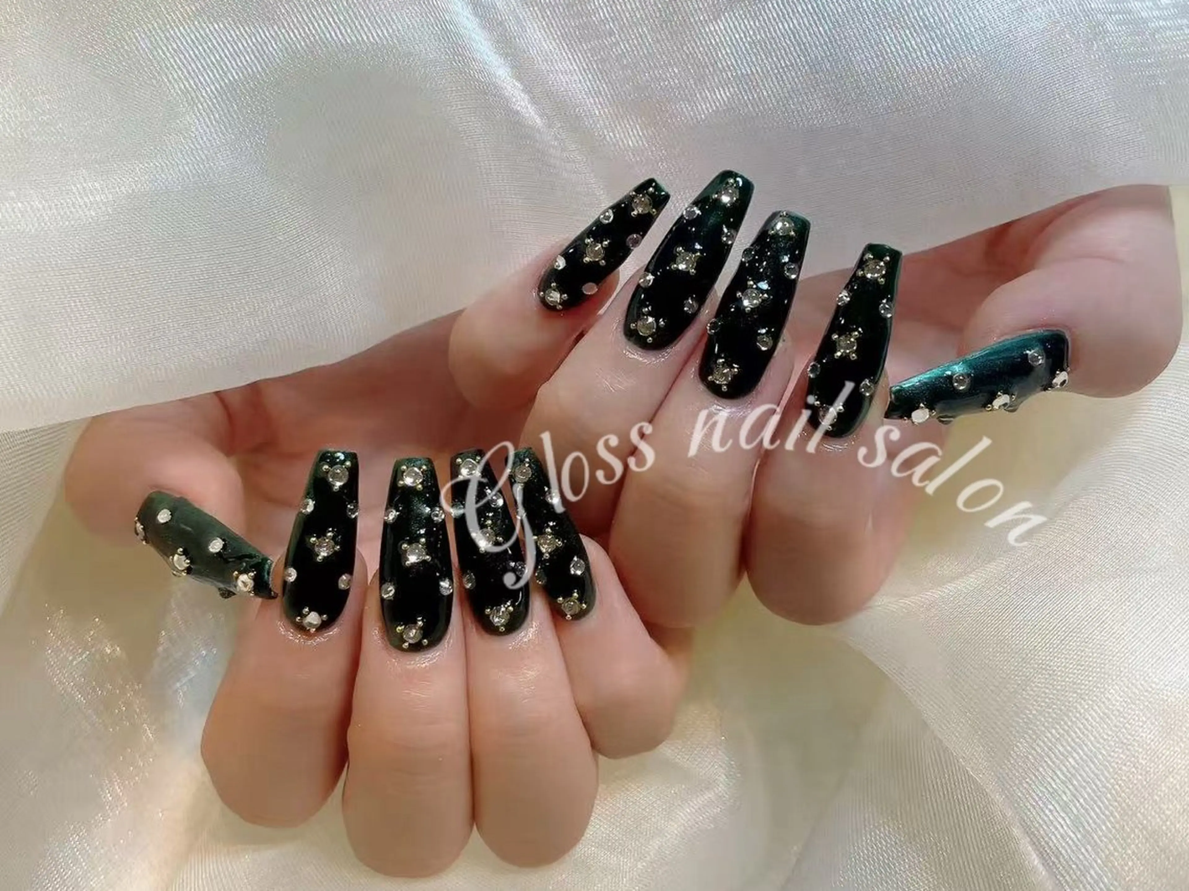 ネイル ハンドネイル Yuna✨ Gloss nailのネイルデザイン