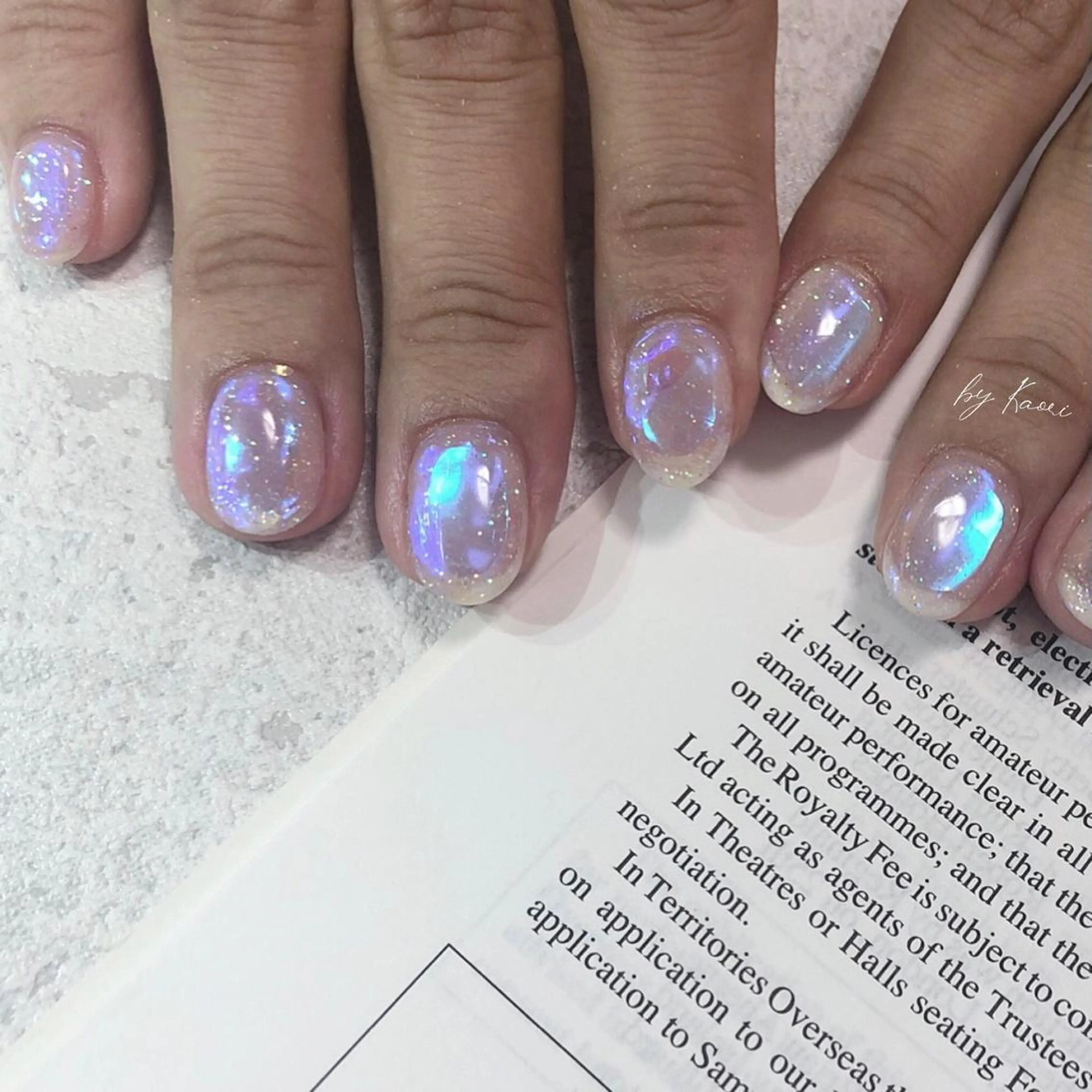 ネイル オーロラネイル ブラウン カジュアル フットネイル フレンチネイル ハンドネイル フットネイル _Defi_ by Kaoriのネイルデザイン