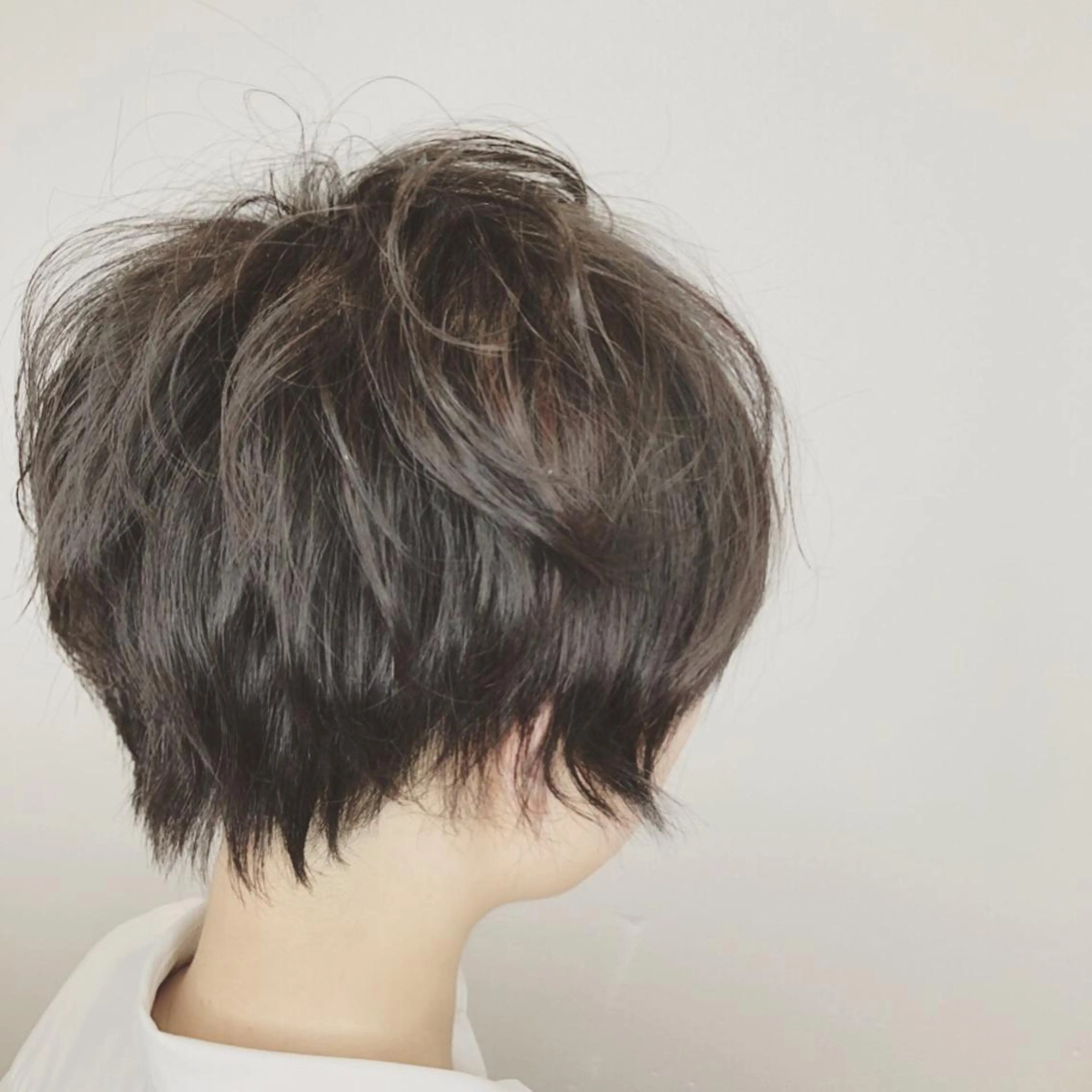 ショート カラー ショートボブ ハンサムショート ボブ ショートヘア 小顔カット カット トリートメント 上田 篤史のヘアスタイル