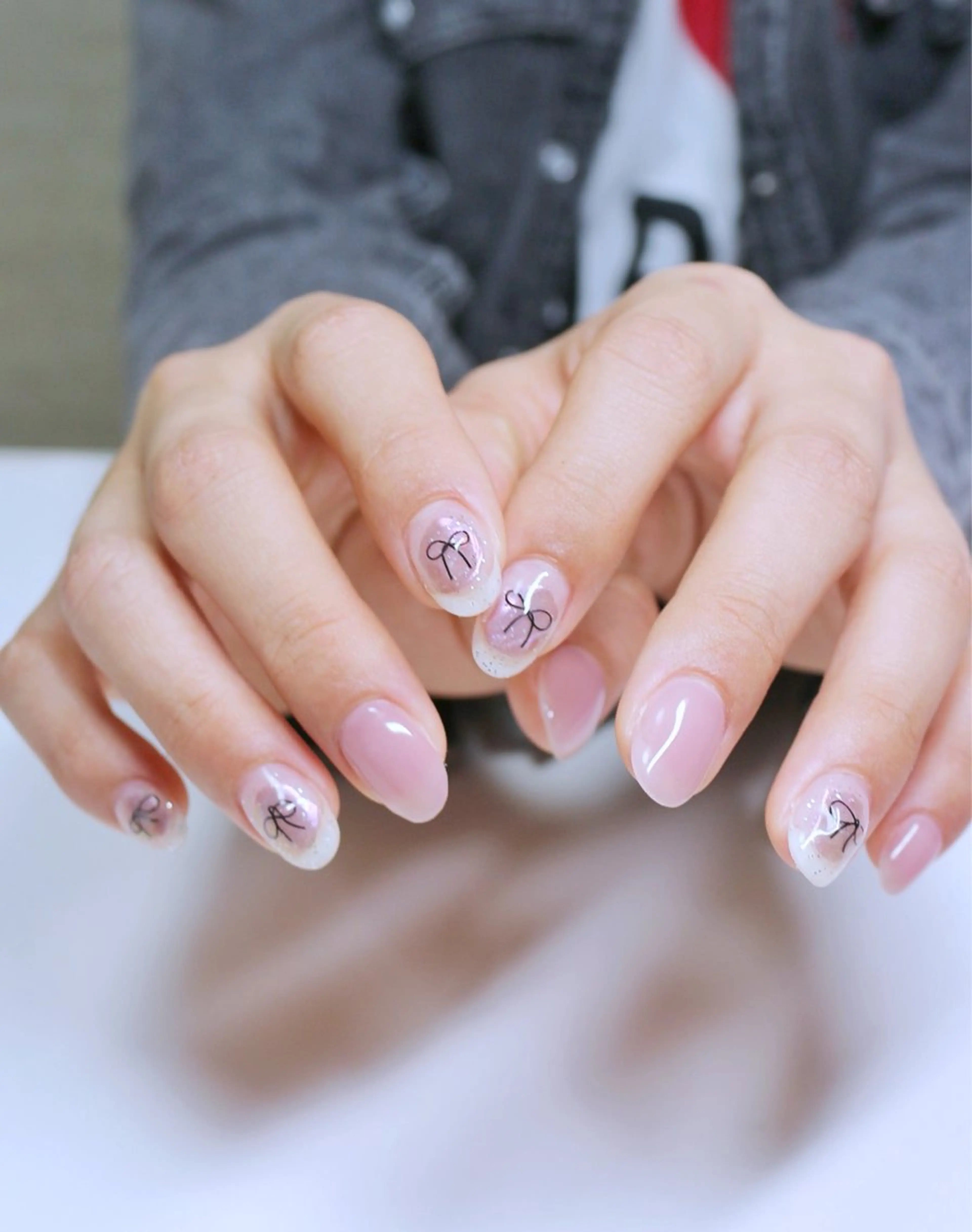 ネイル 韓国ネイル ミラーネイル パープル リボン シンプルネイル ハンドネイル Baku Nailsのネイルデザイン