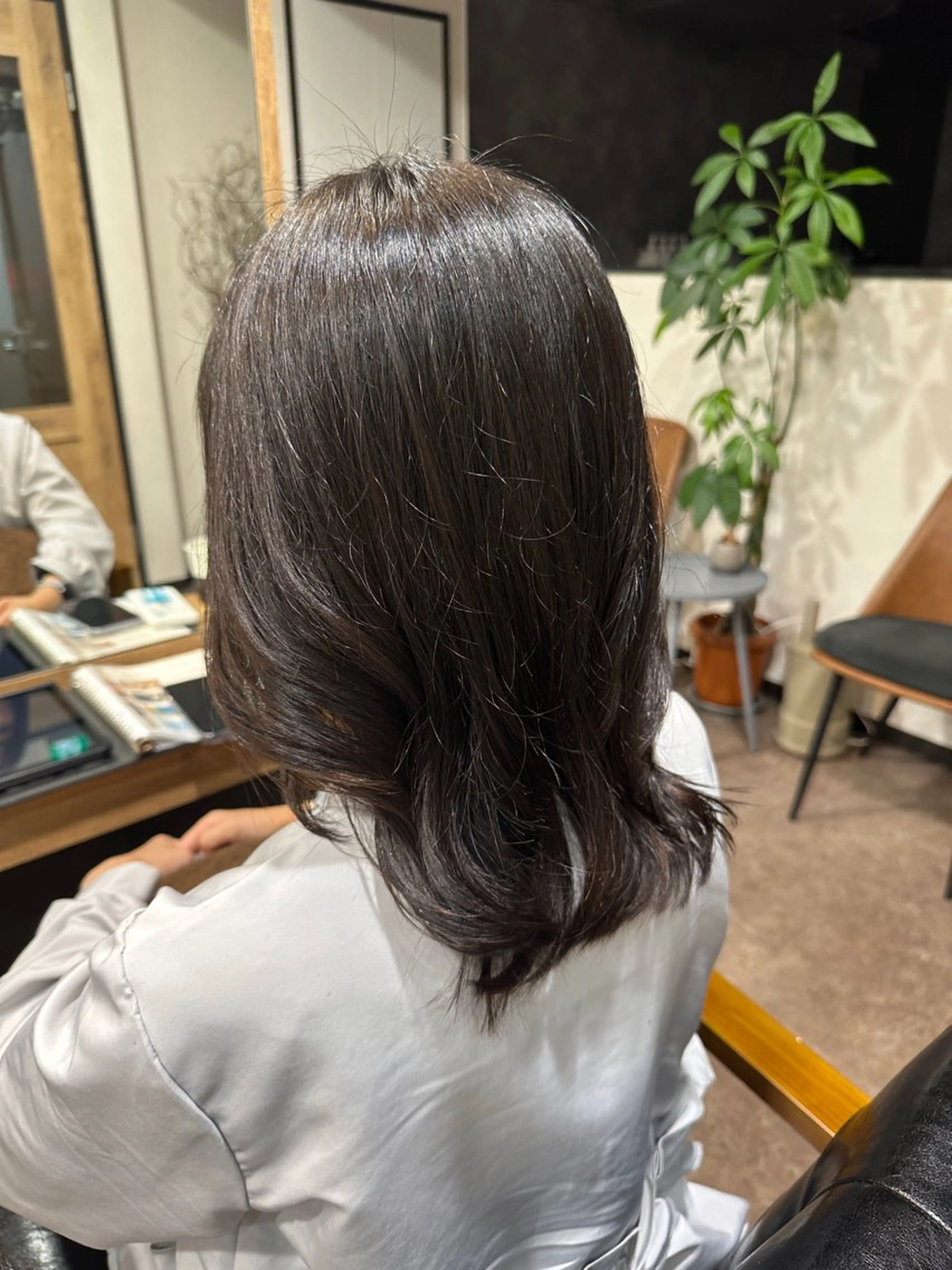 ミディアム パーマ 亀井 結夏🐾 池袋のヘアスタイル