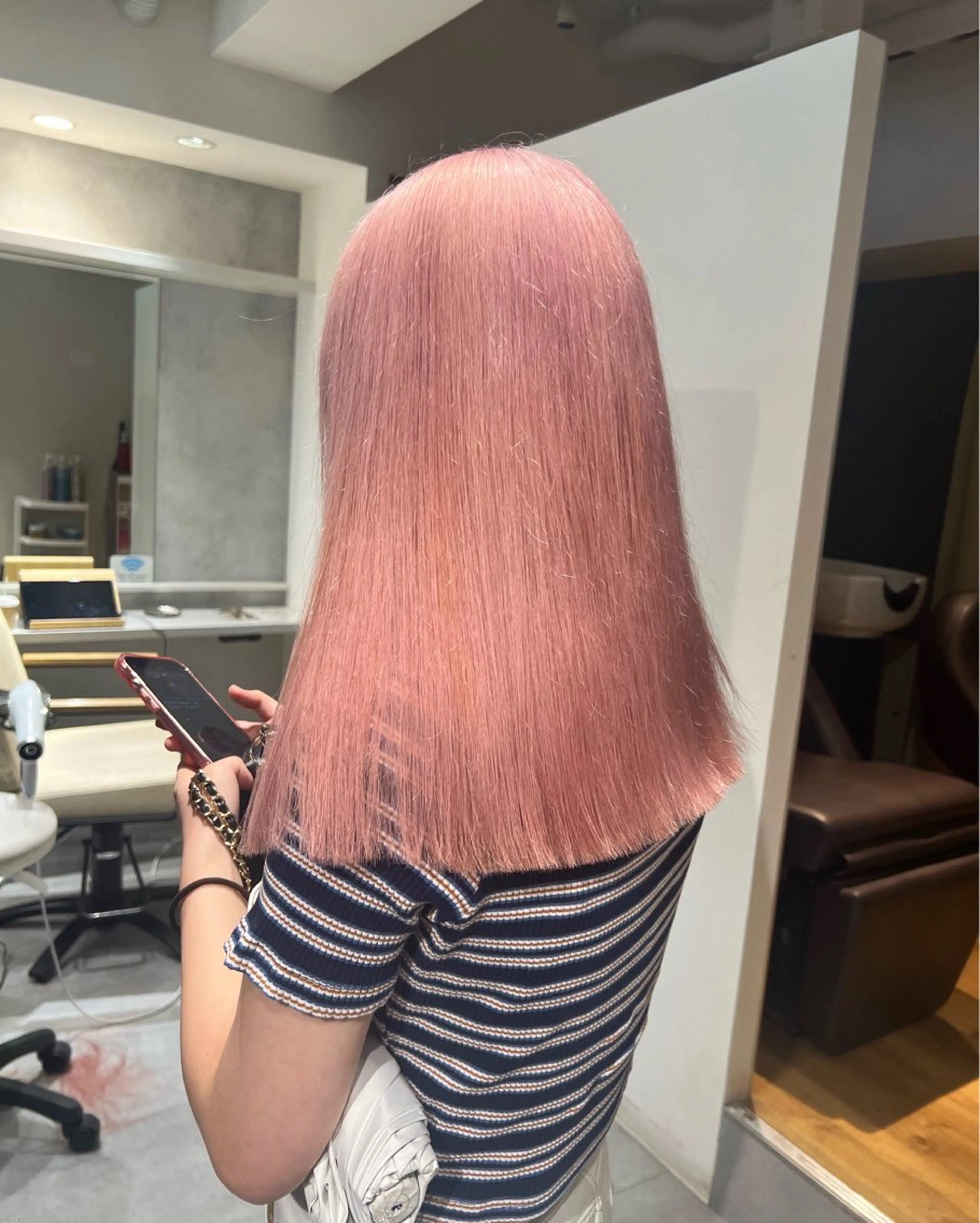 ミディアム デザイン🥇複雑履歴 ハイトーン特化のヘアスタイル