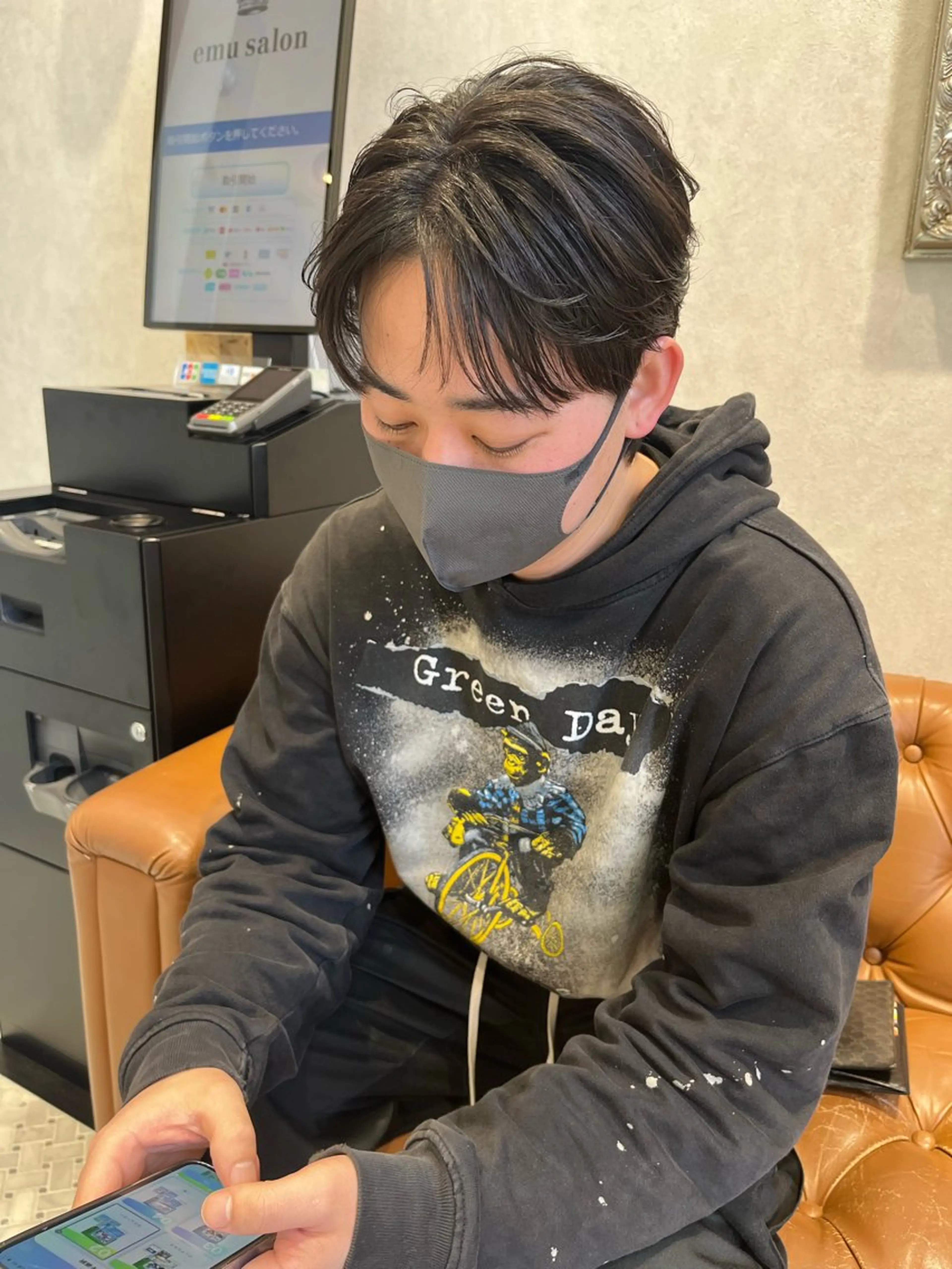 ショート メンズ ダウンパーマ フェザーパーマ メンズパーマ メンズウルフカット ウルフカット 岩瀬 翔太のヘアスタイル