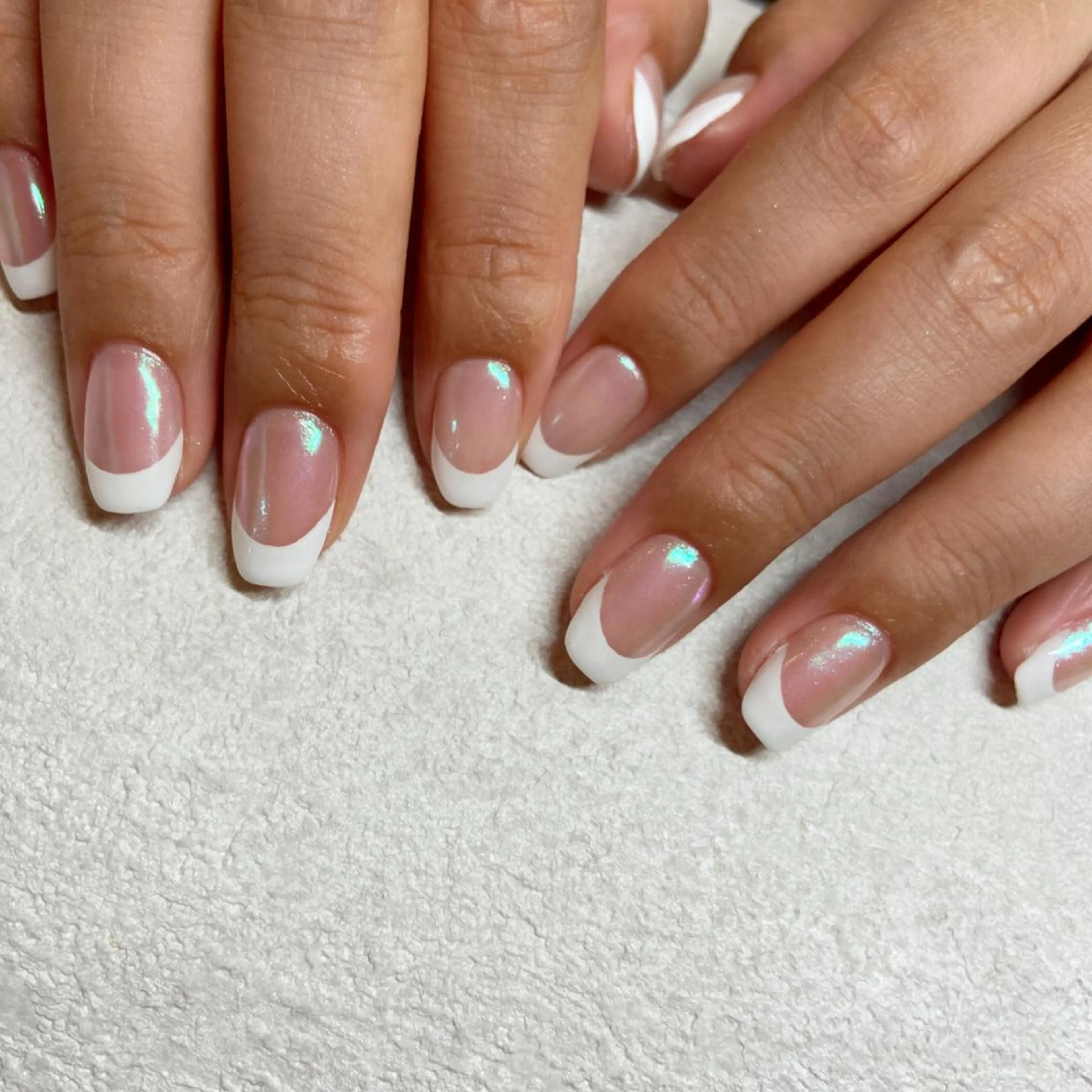 ネイル オーロラネイル フレンチネイル nailbios .tomo.のネイルデザイン