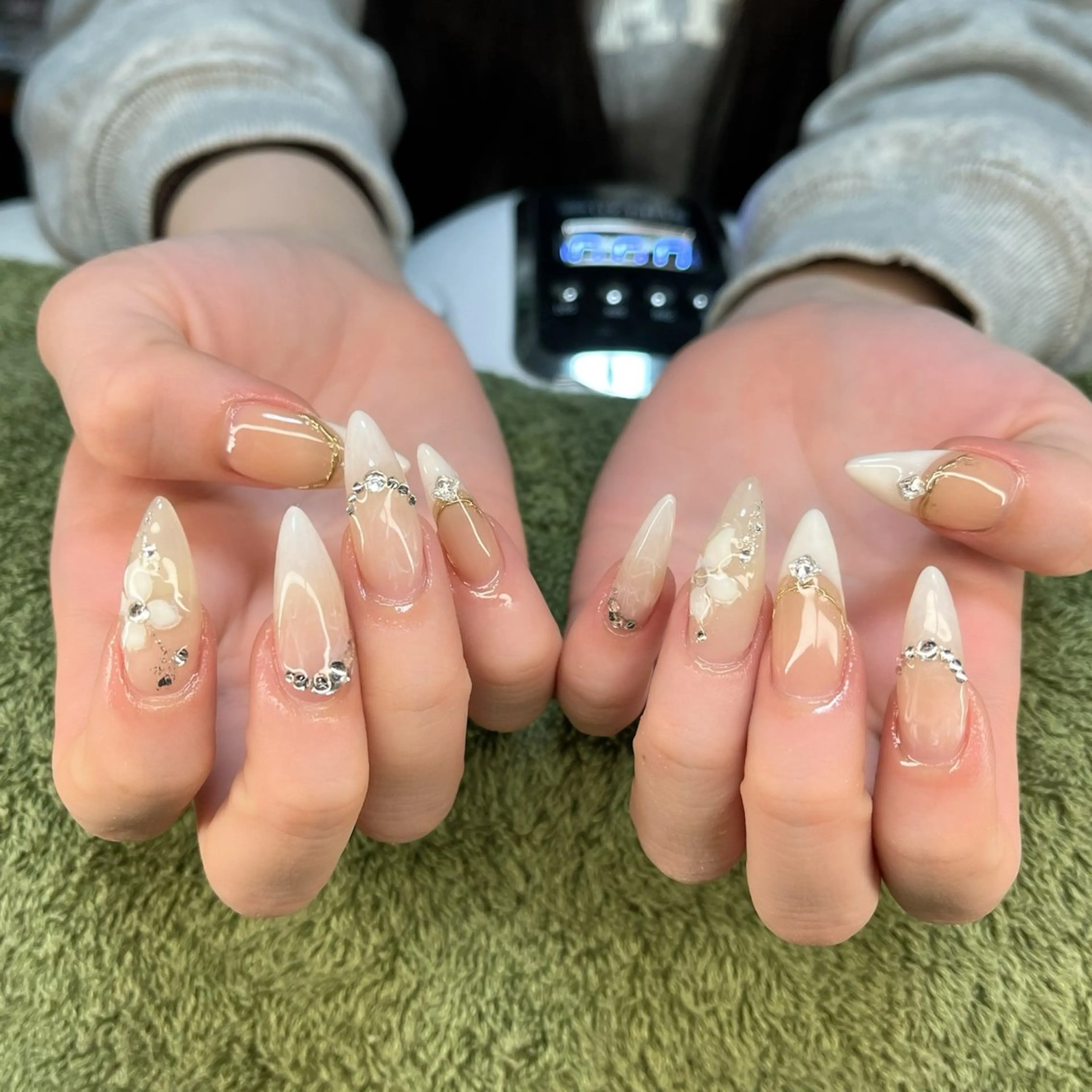 ネイル ハンドネイル フットネイル MHR nailのネイルデザイン
