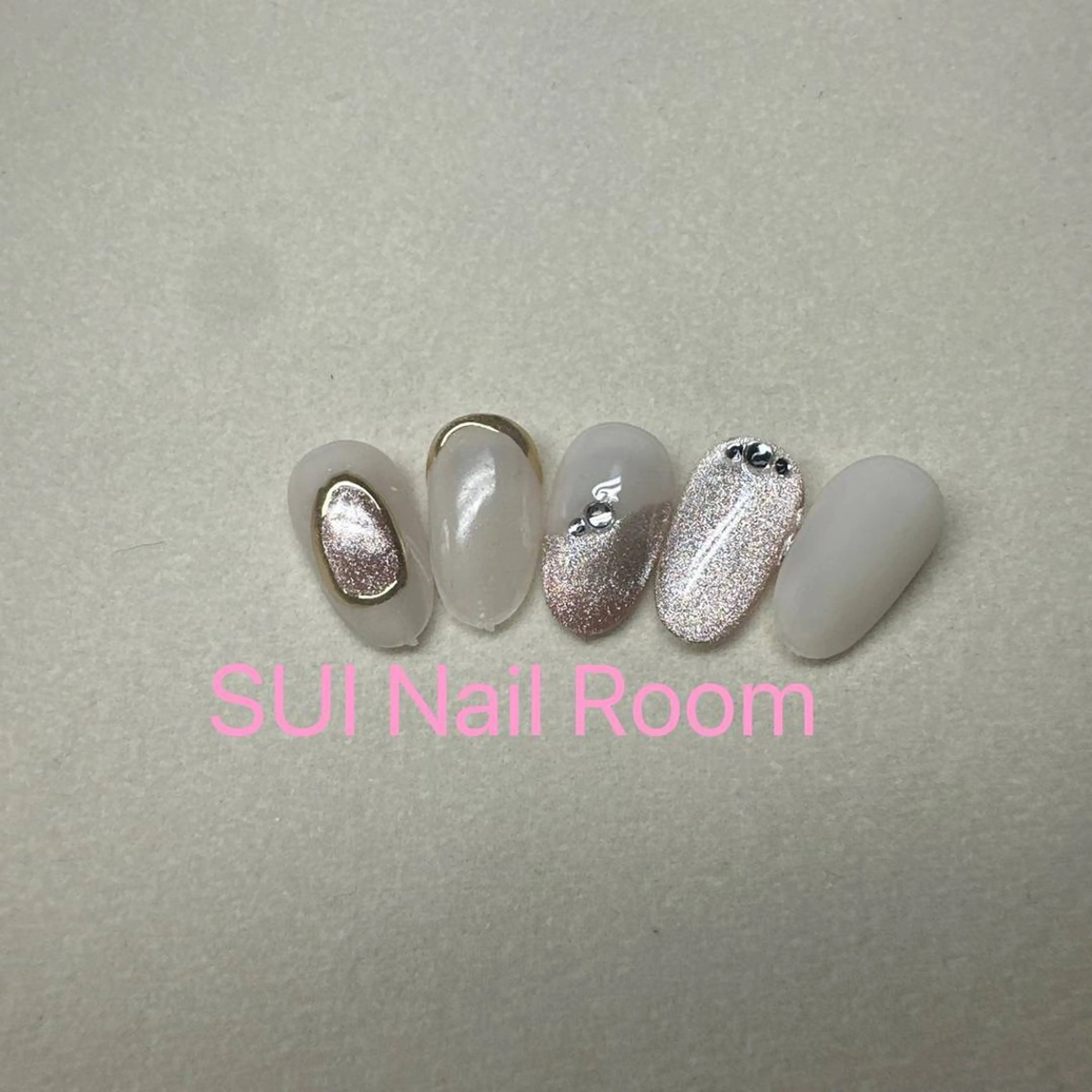 ネイル ハンドネイル SUI Nail Roomのネイルデザイン