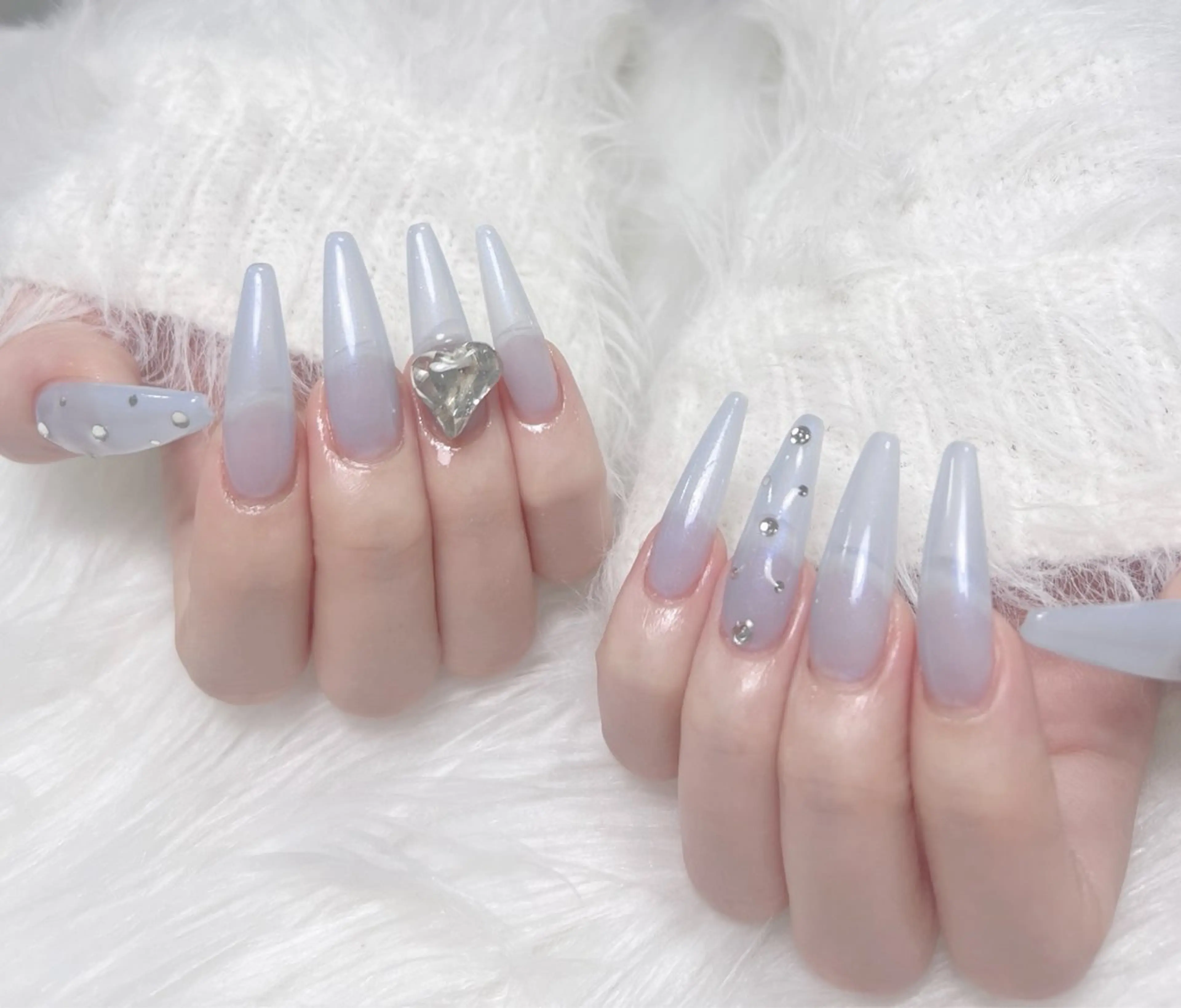 💗チップ長さだし💗ワンカラー✨ラメワンカラー//ストーン2個プレゼント💗の写真