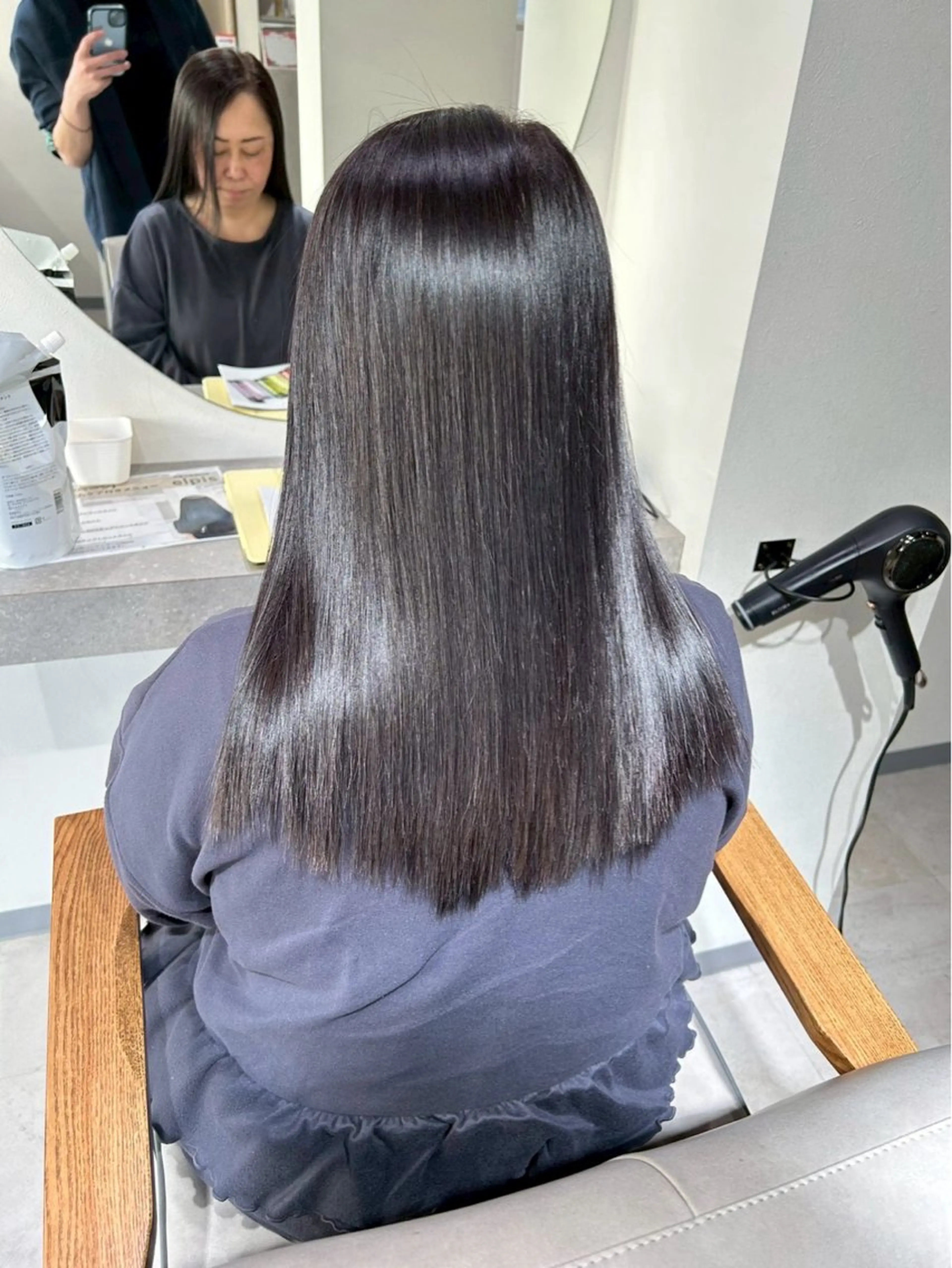 表面ケアTR付き｜カット＋縮毛矯正＋トリートメントの写真