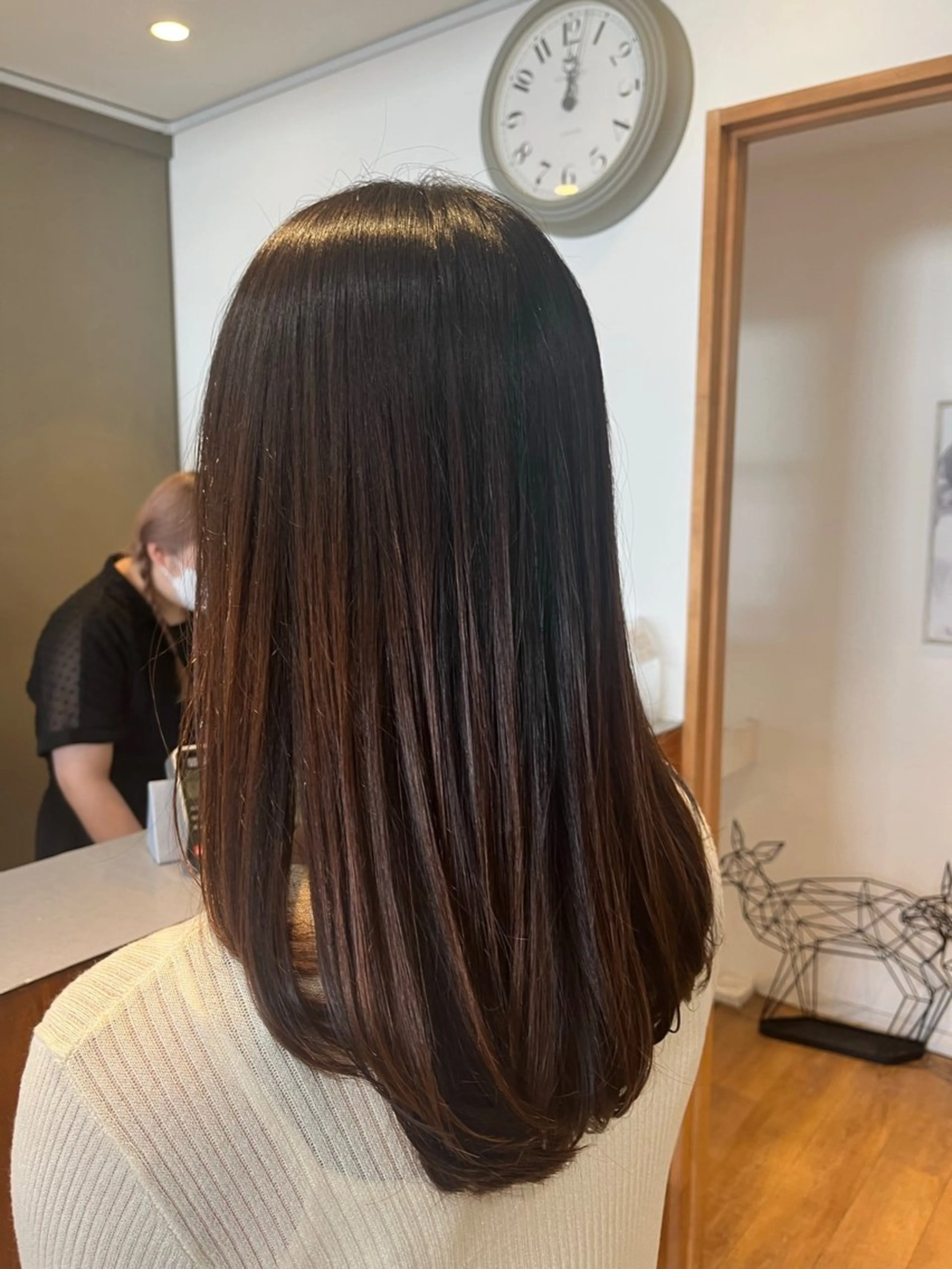 ミディアム カット 奥山 沙季(大井町)のヘアスタイル