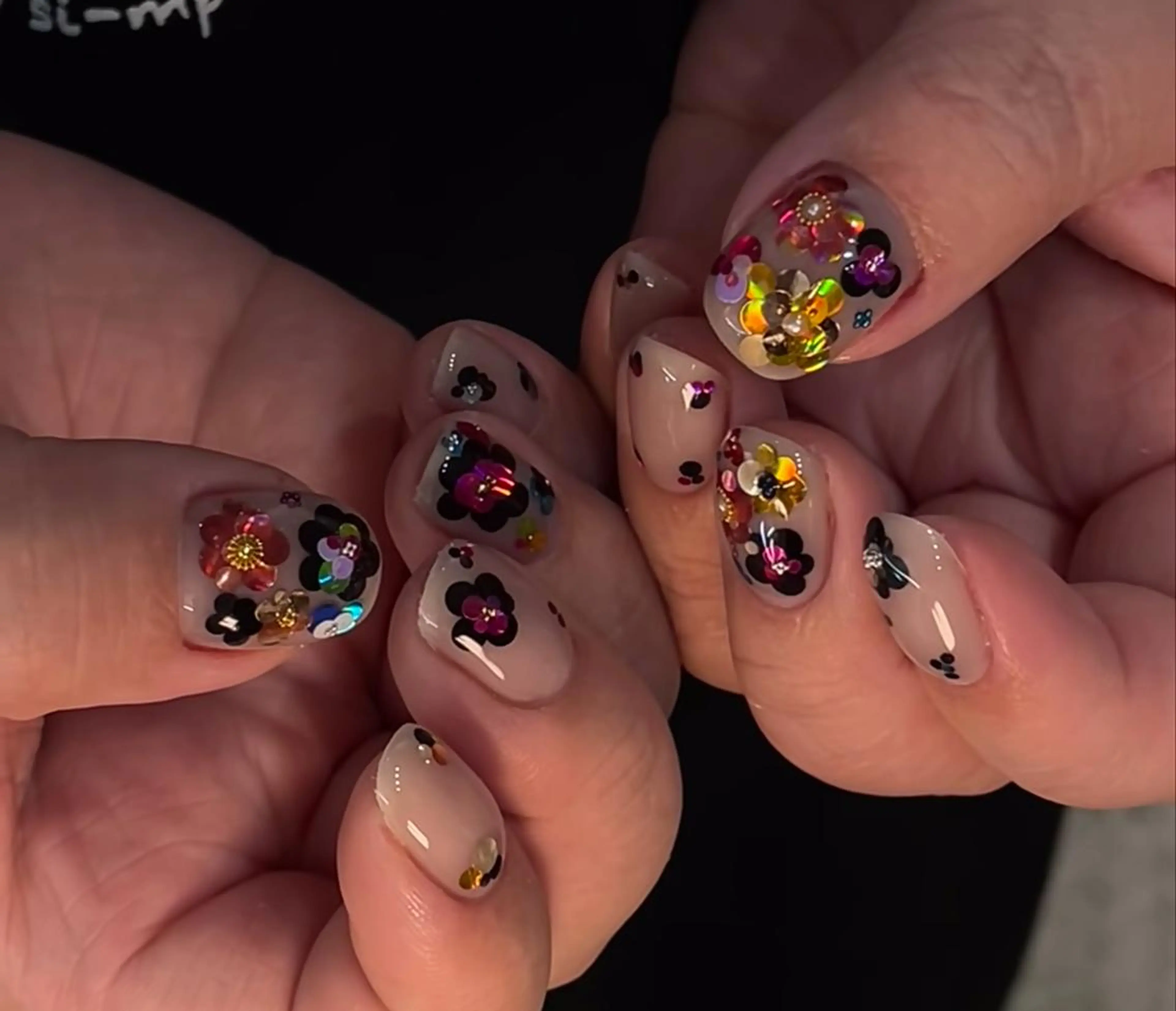 ネイル ハンドネイル 🎀 UU_nailのネイルデザイン