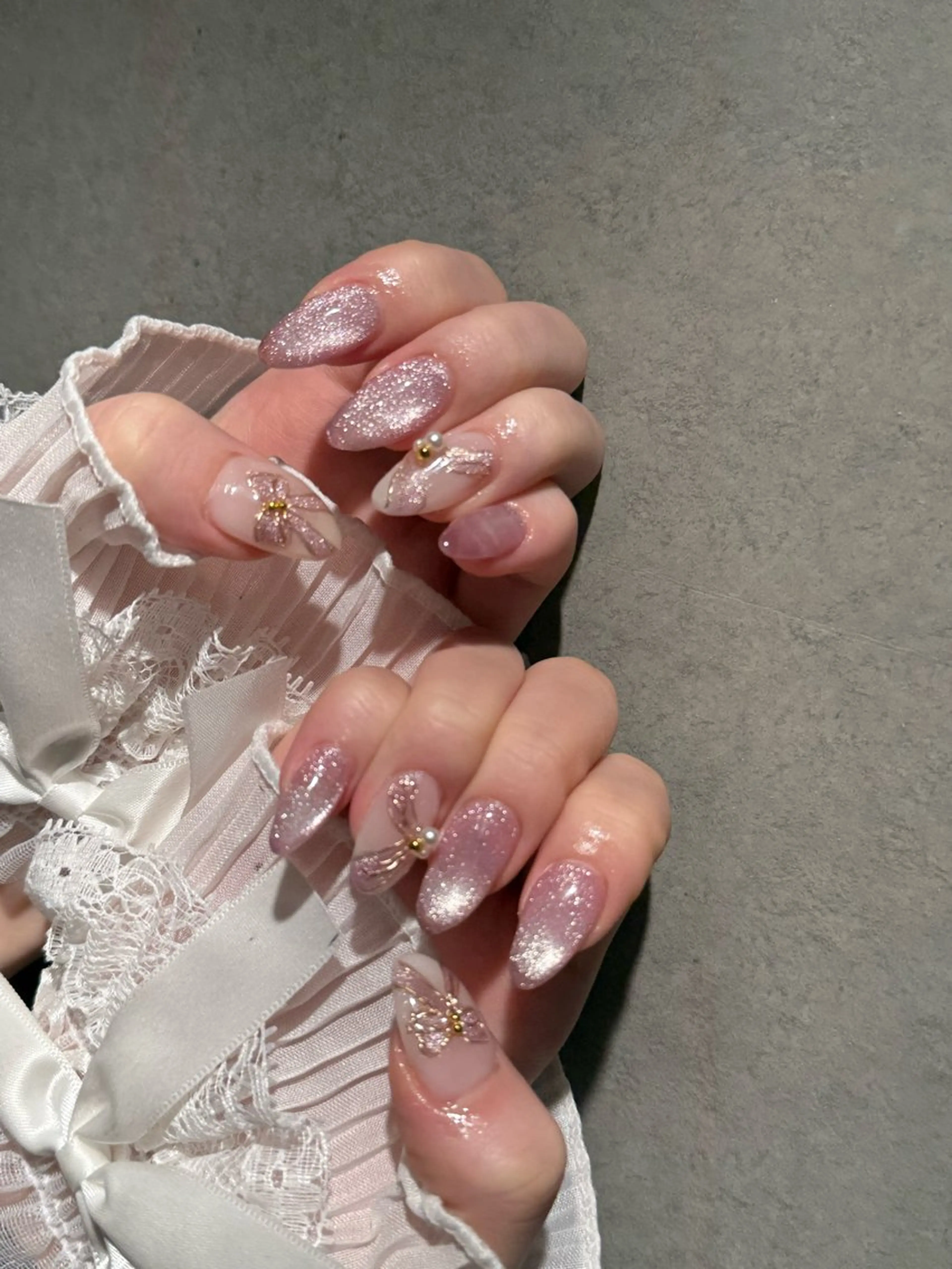 ネイル I-nailロング /ワンホン/キラキラのネイルデザイン