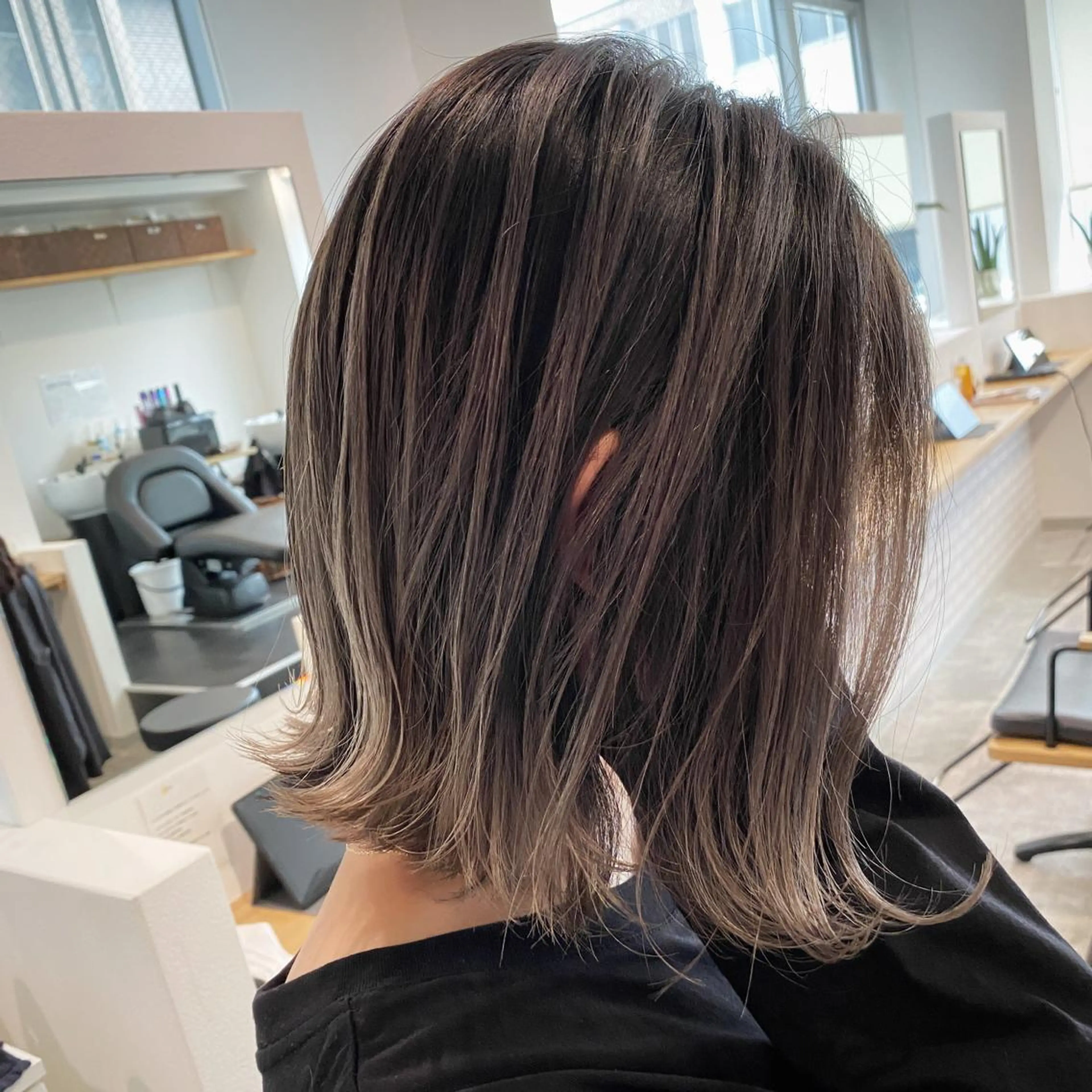 ショート カラー バレイヤージュ レイヤーカット ヘアカラー JILBLAN京都 ショート/ハイライトのヘアスタイル