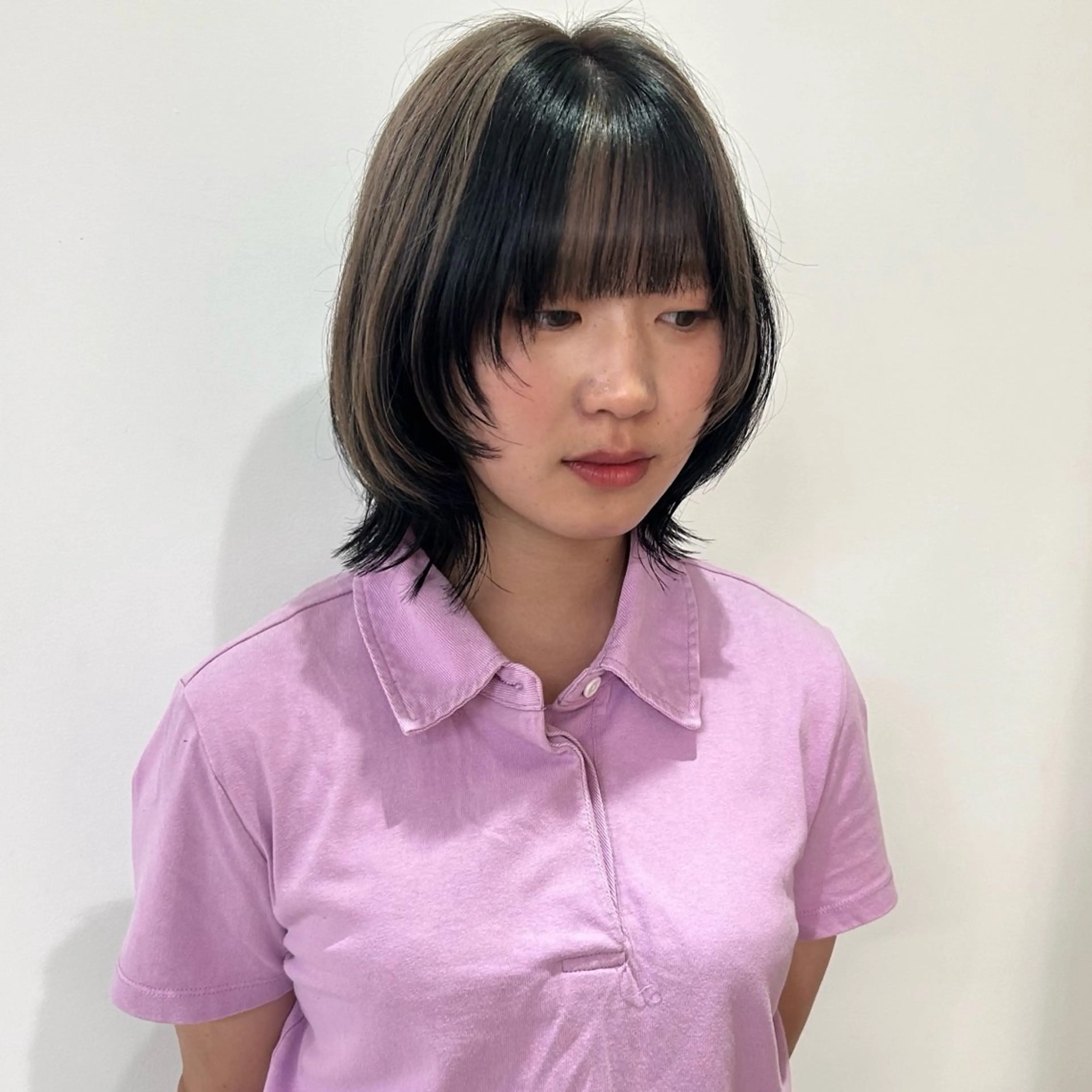 ミディアム カラー ブリーチ ケアブリーチ 透明感カラー デザインカラー ハイトーンカラー nonoka オリーブ/レイヤーのヘアスタイル