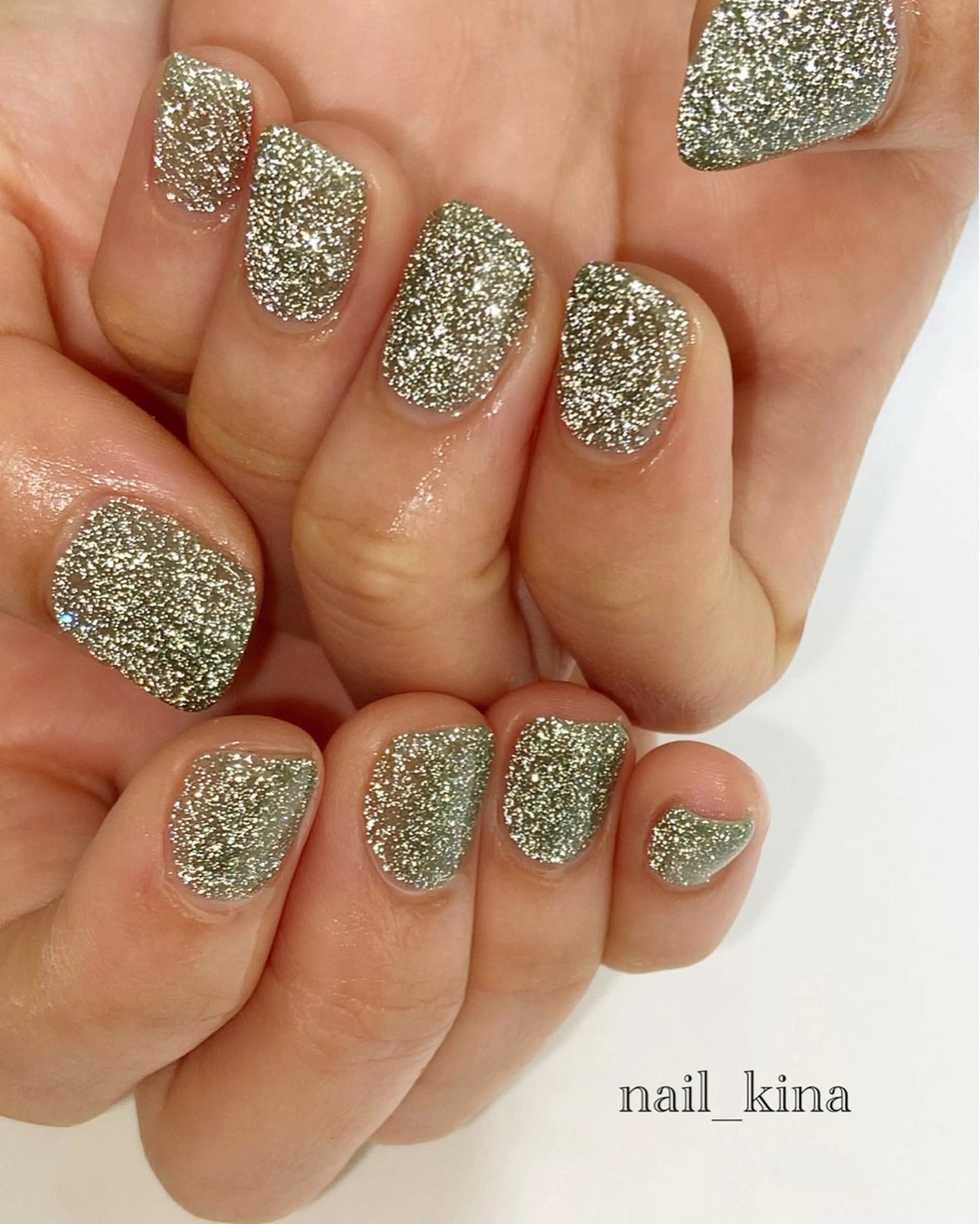 ネイル フラッシュネイル ワンカラーネイル nail_ kinaのネイルデザイン