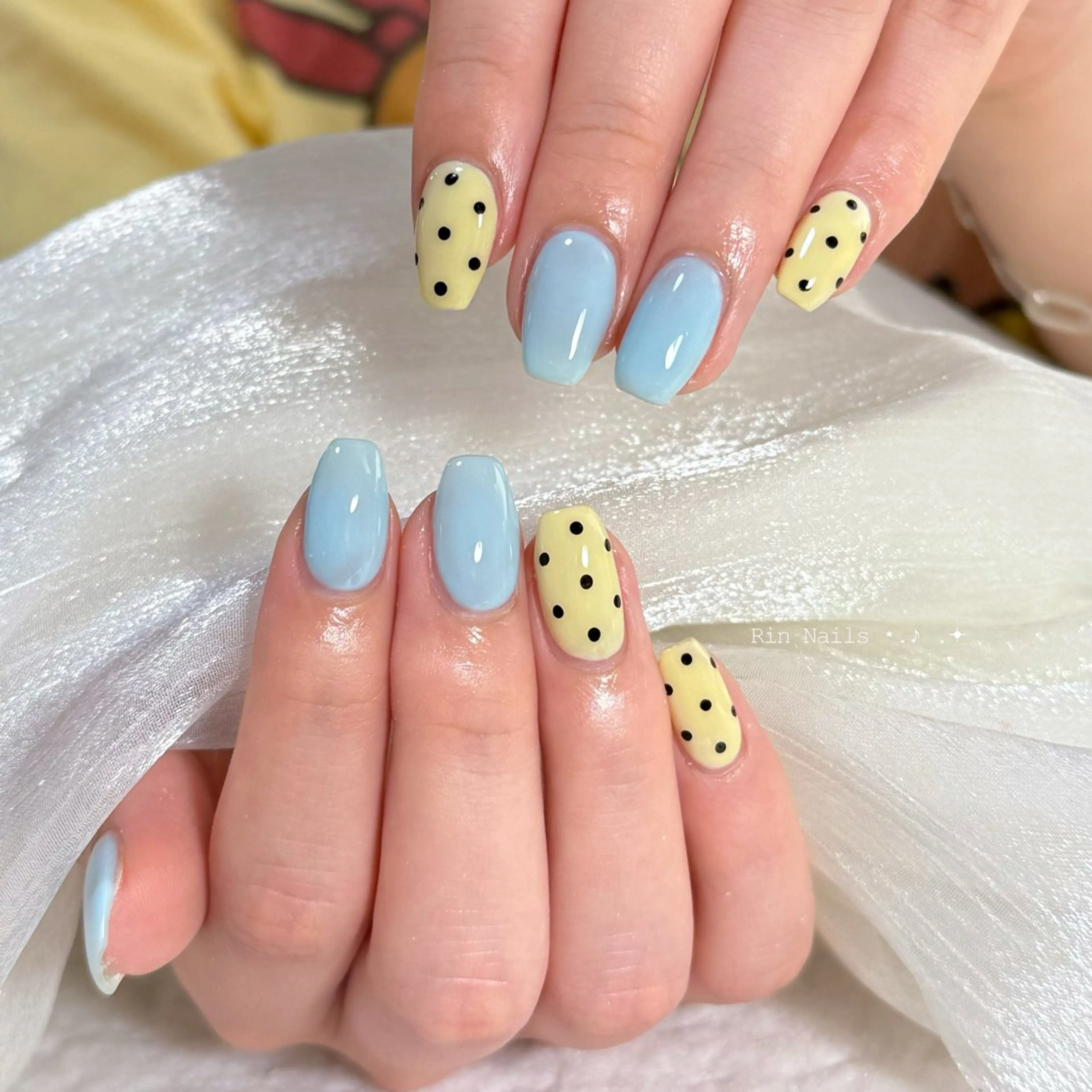 ショート 韓国風ヘア ハンドネイル RIN NAILS ᥫ᭡Migusaのネイルデザイン