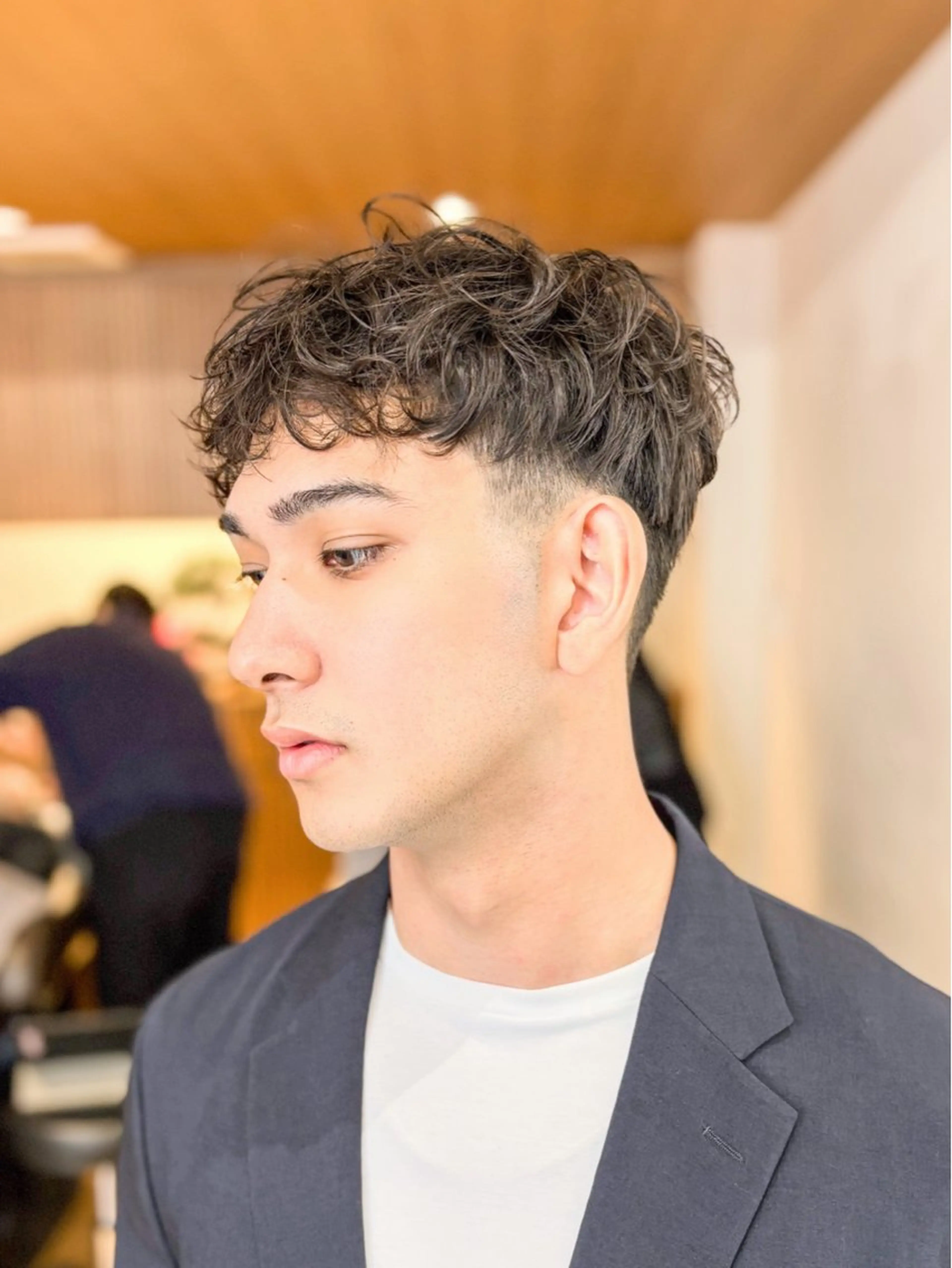 ショート パーマ メンズ フェザーパーマ メンズパーマ メンズショート ショートヘア 縮毛矯正 【メンズ縮毛矯正】 FILMS  軍司のヘアスタイル