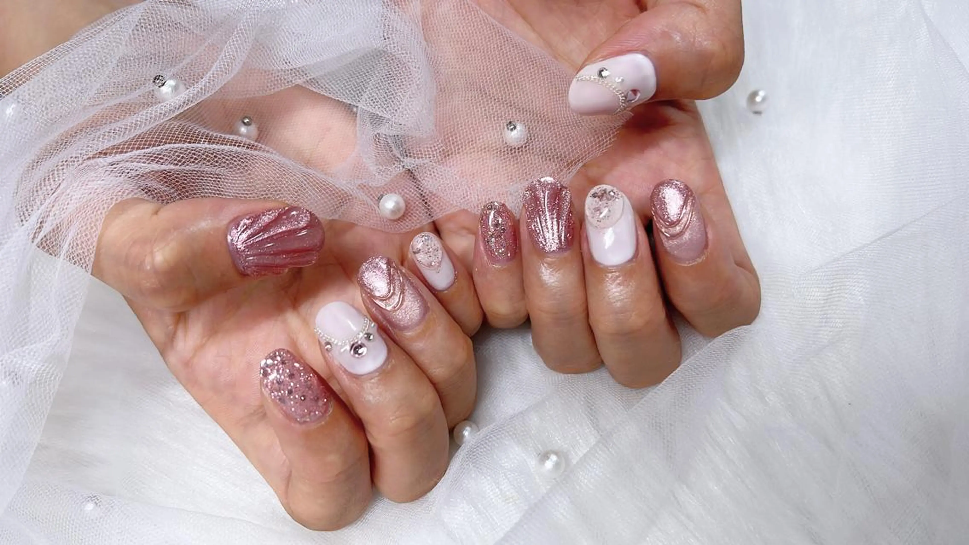 ネイル ハンドネイル COCO ネイルのネイルデザイン