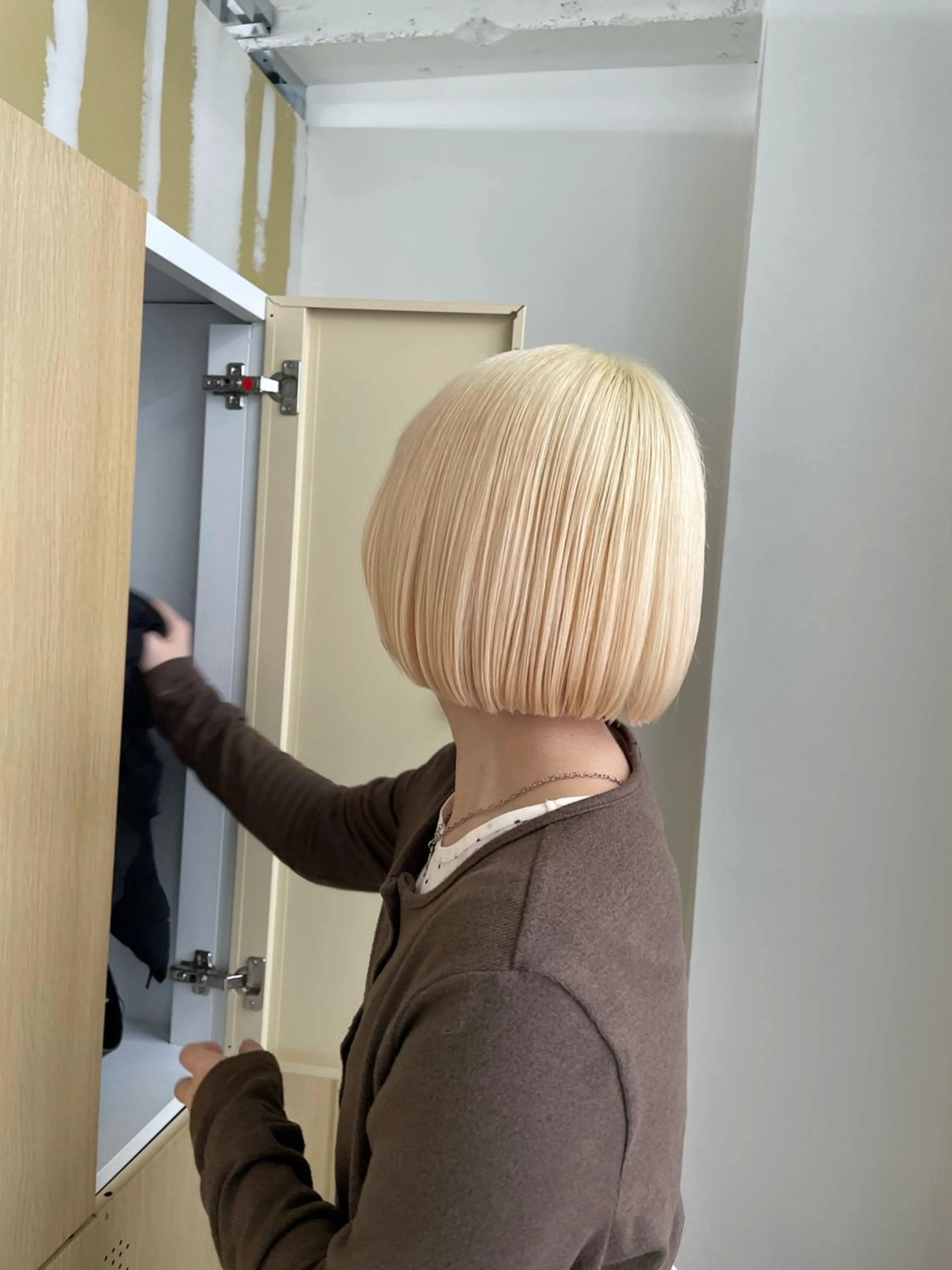 カラー 抜きっぱなしブロンド ハイトーン/レイヤー 🌸さくらのヘアスタイル