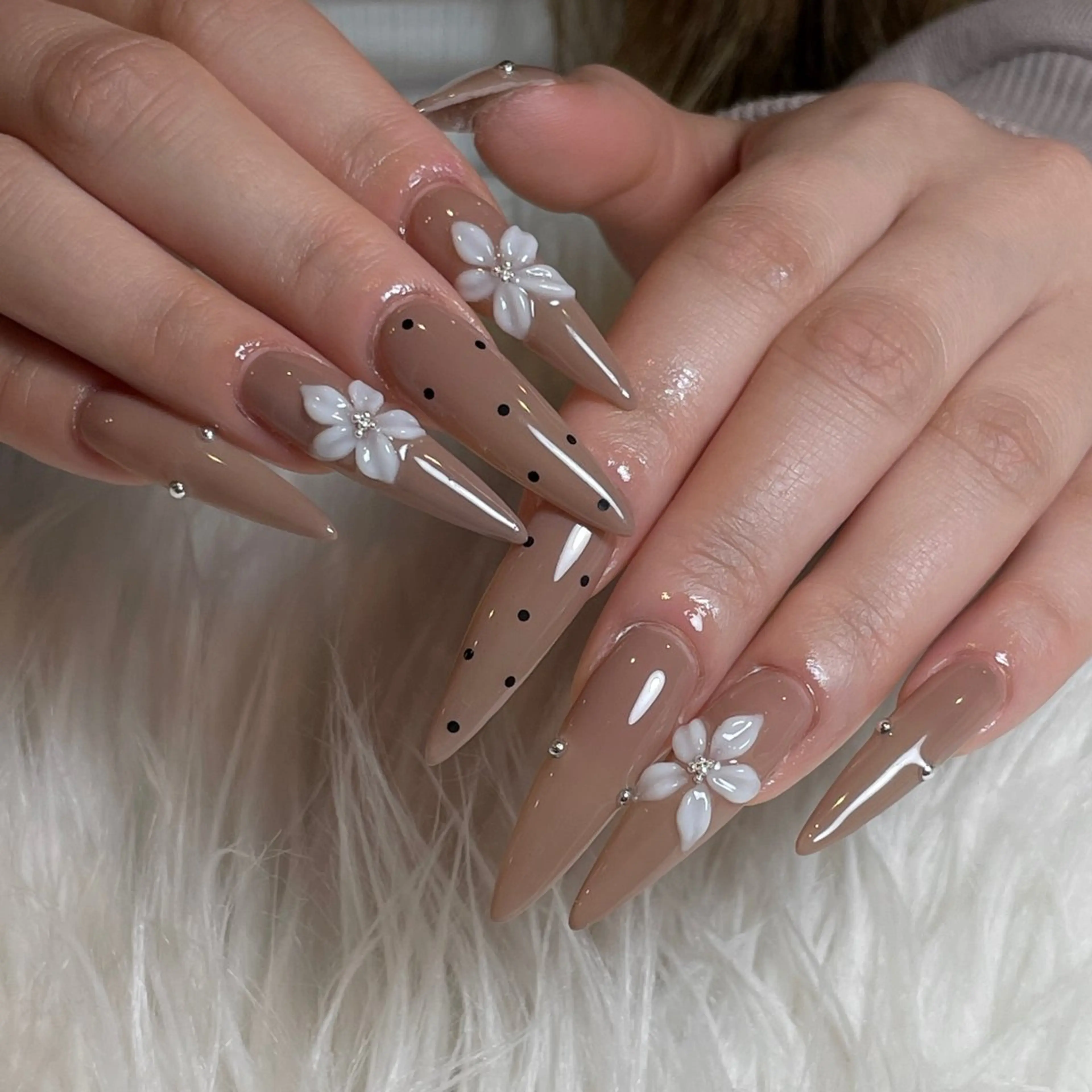 ネイル ハンドネイル nailsalon Moa【モア】所属・yurika 🌷.*･ﾟのネイルデザイン