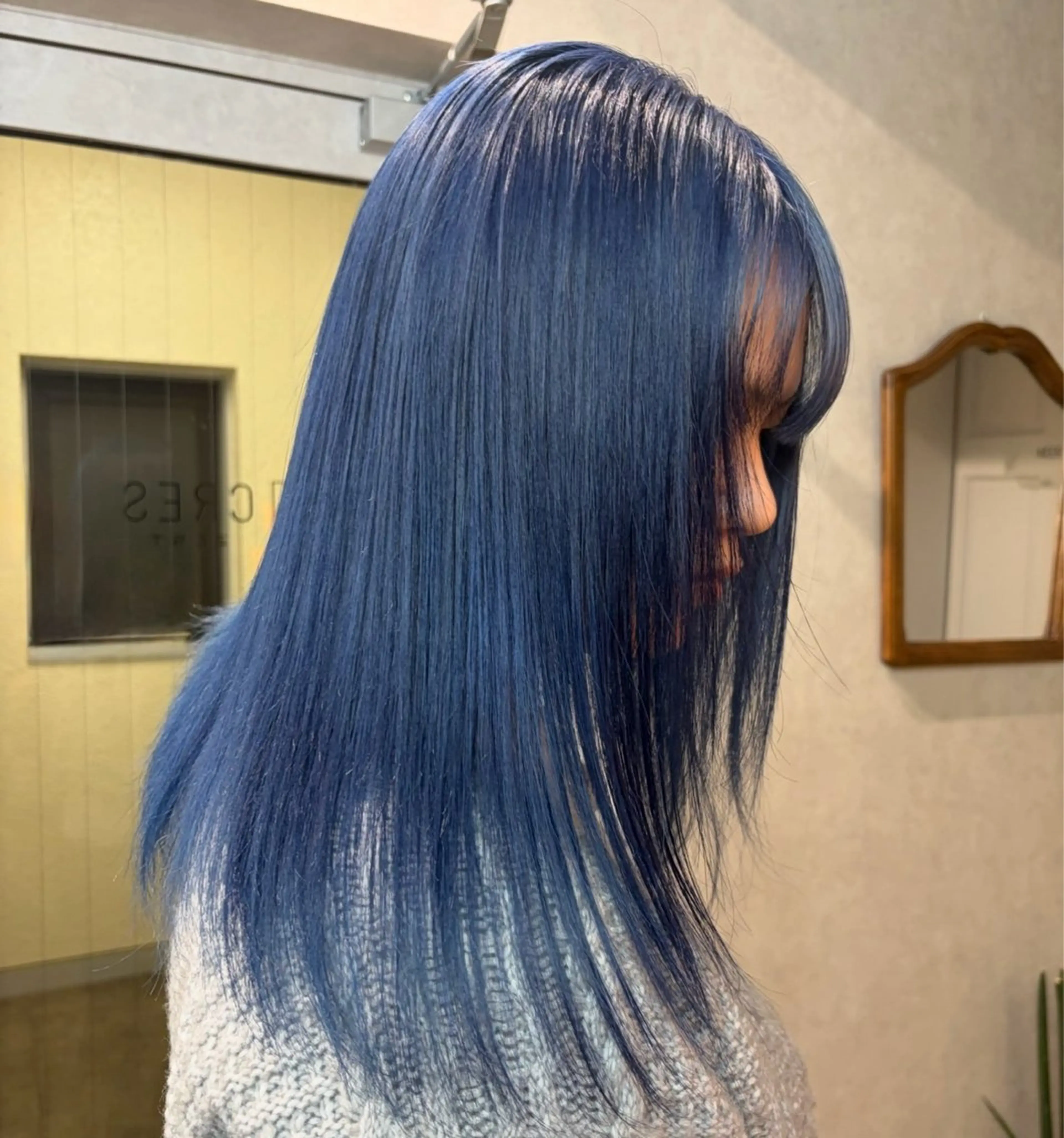 セミロング カラー ヘアカラー 透明感カラー🫧🎀 まりなのヘアスタイル