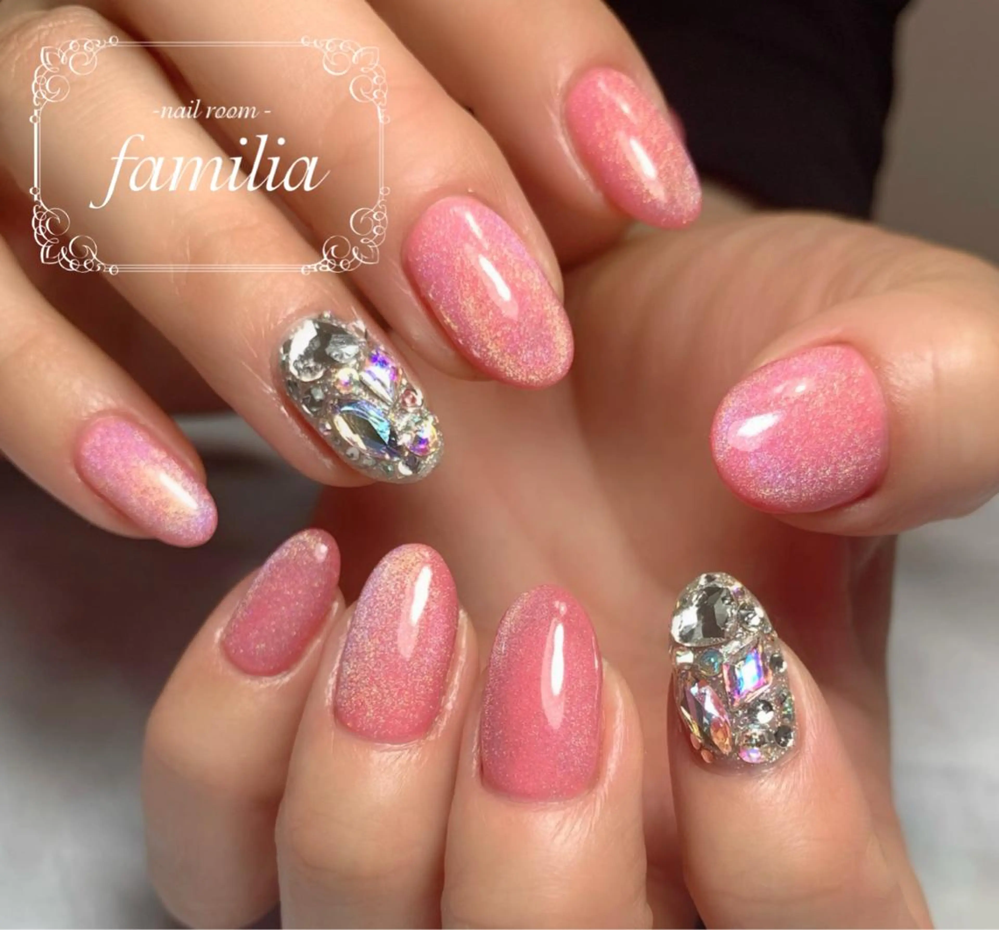 ネイル アートネイル マグネットネイル ハンドネイル -nailroom- familiaのネイルデザイン