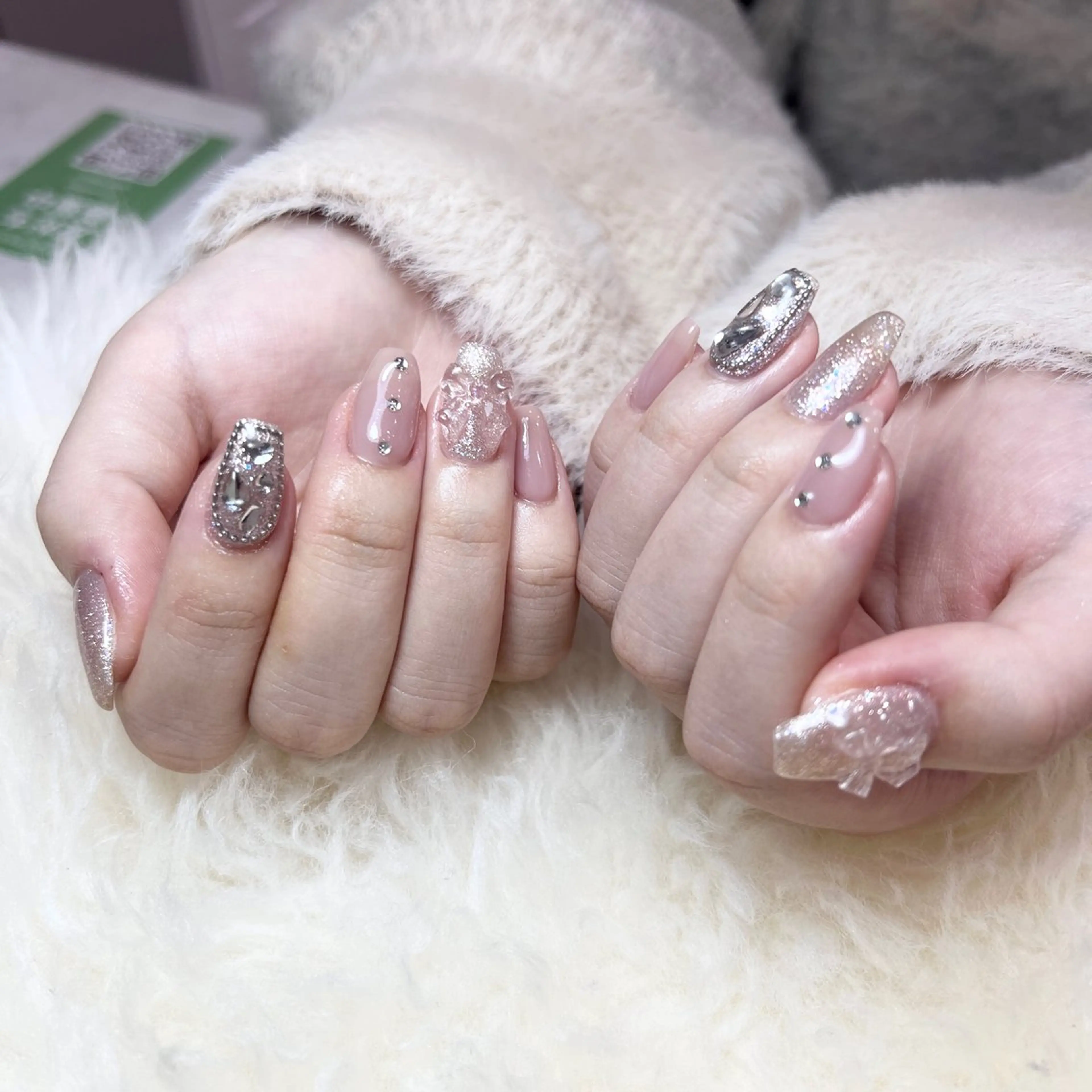 ネイル アートネイル フラッシュネイル フットネイル フレンチネイル ジェルネイル ハンドネイル You&Me Reonaのネイルデザイン