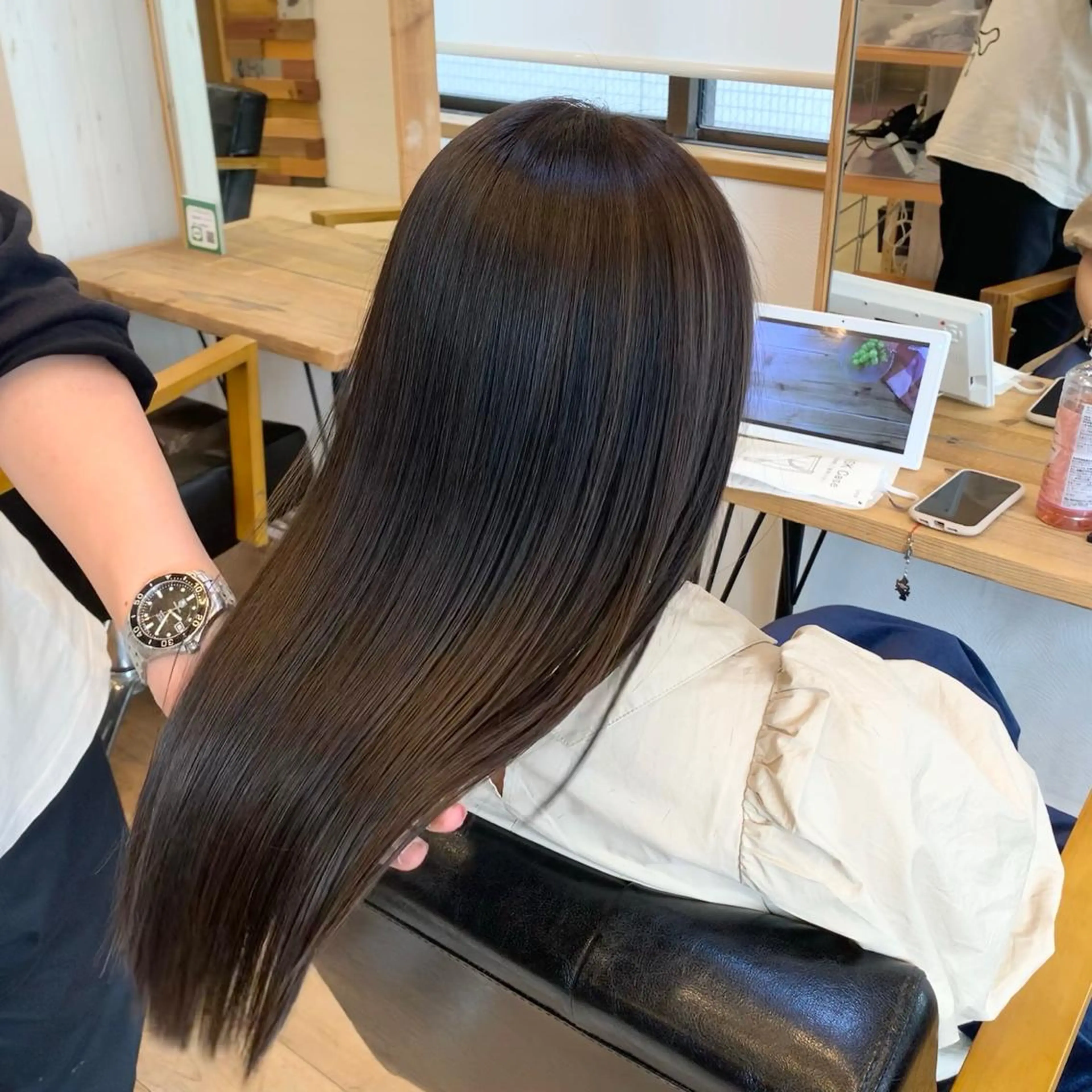 ロング カット ヘアカラー トリートメント 原山 直人のヘアスタイル